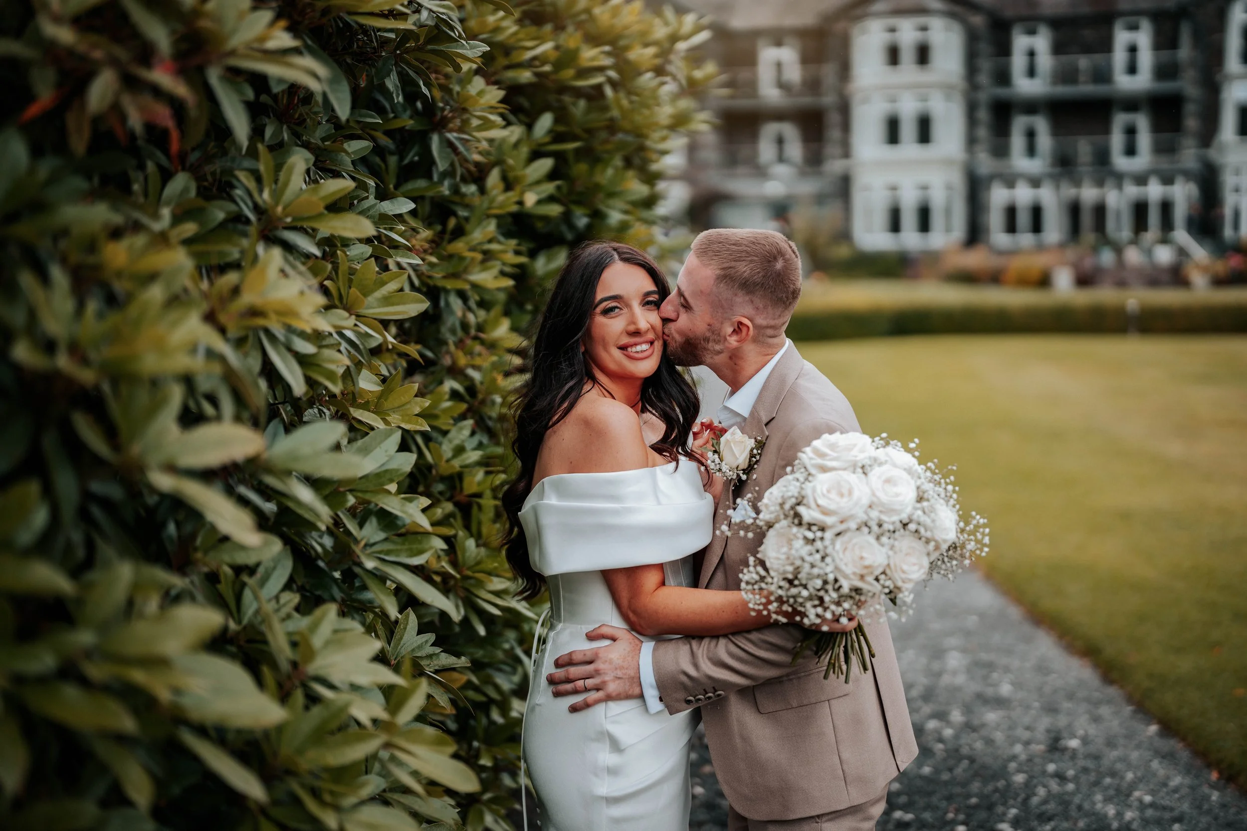 Alex & Lorren -- Inn On The Lake-116.jpg