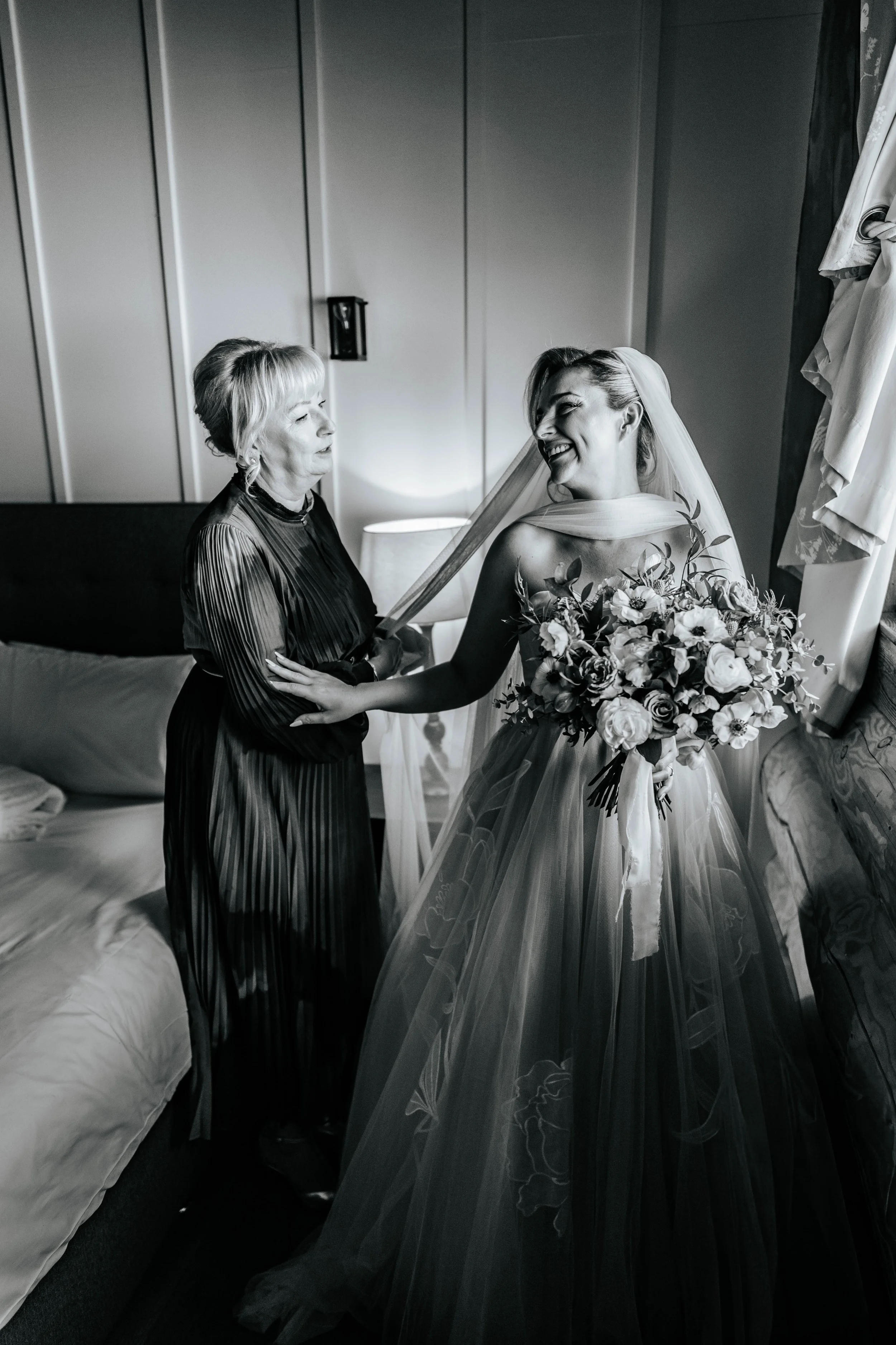 Legh & Abbie -- Hidden River Barn-90.jpg
