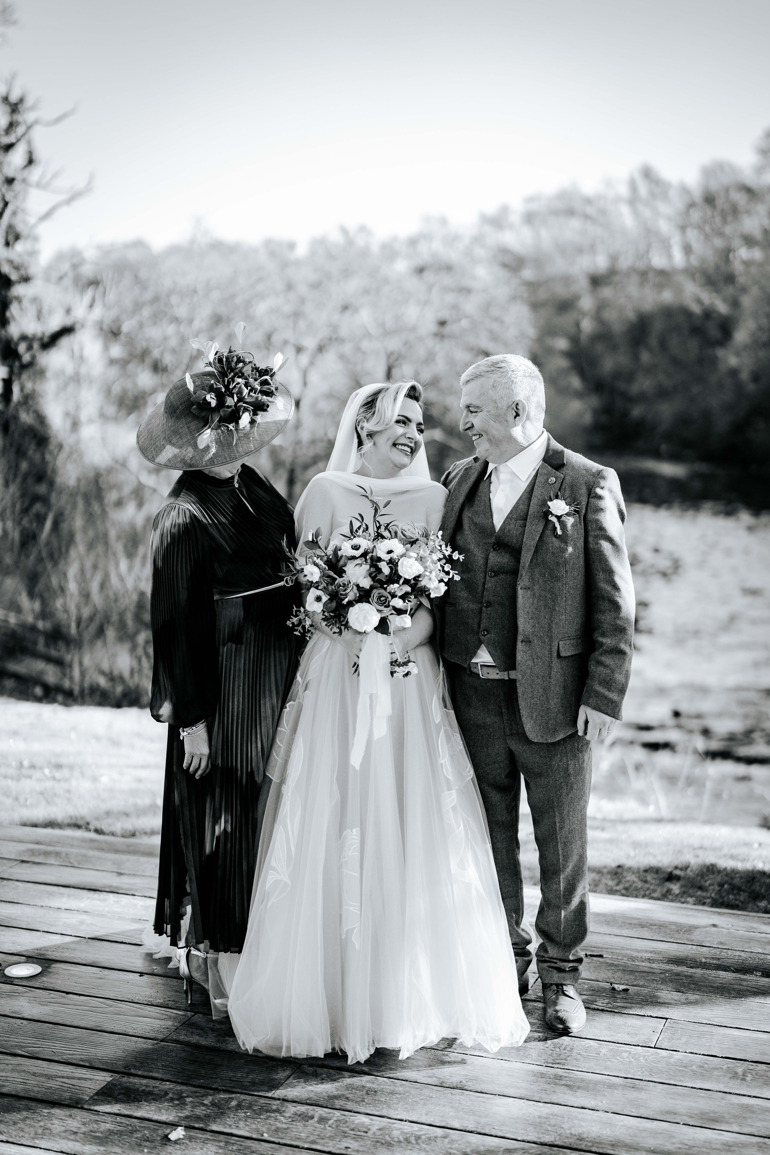 Legh & Abbie -- Hidden River Barn-112.jpg