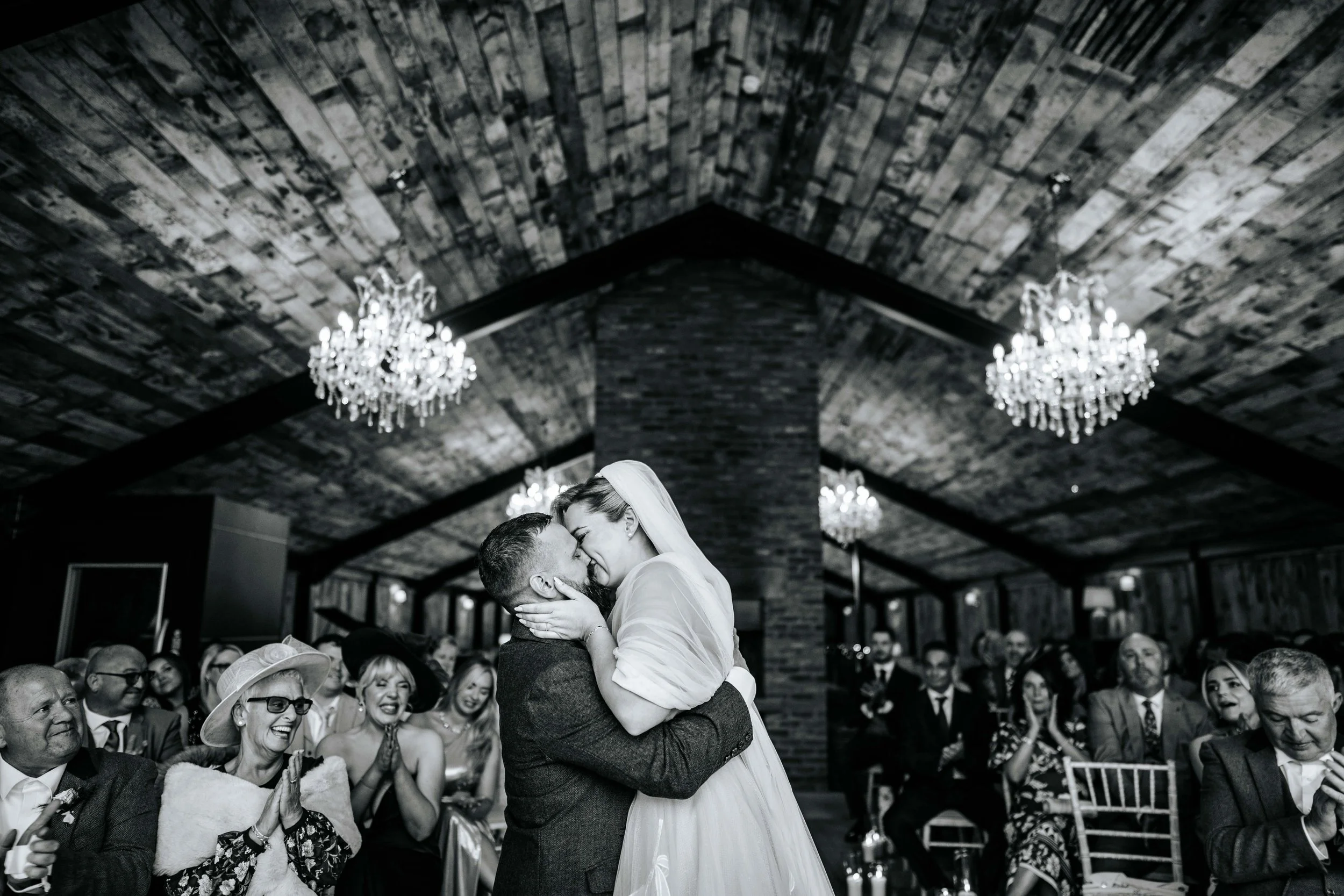 Legh & Abbie -- Hidden River Barn-199.jpg