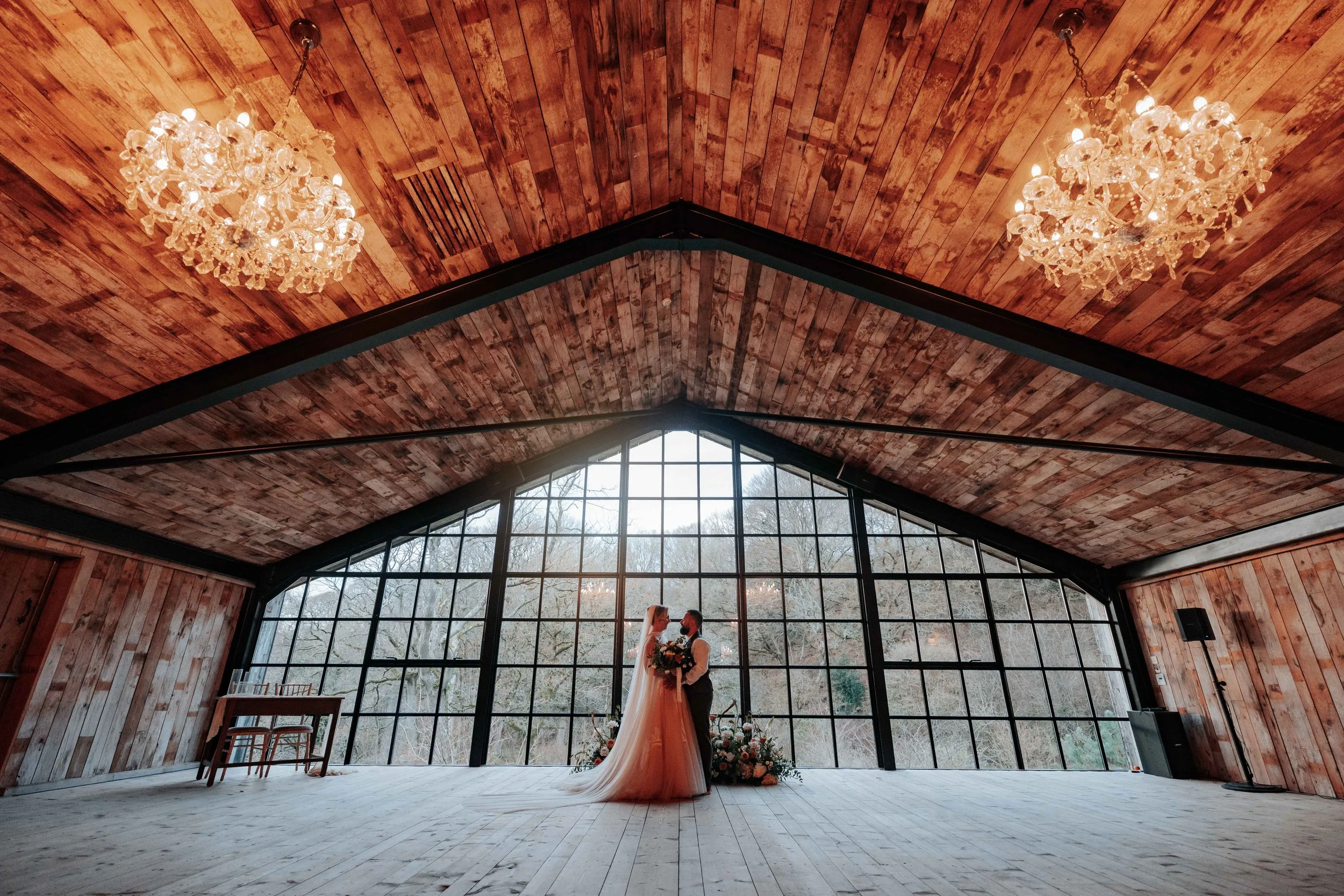 Legh & Abbie -- Hidden River Barn-370.jpg
