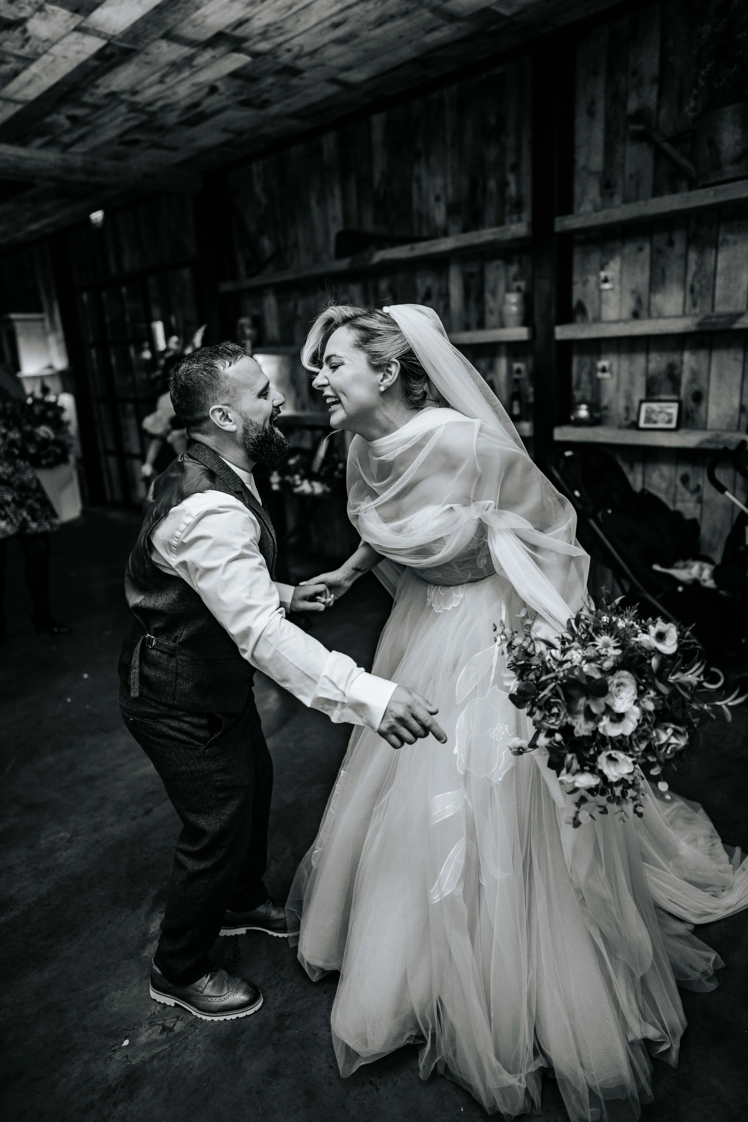 Legh & Abbie -- Hidden River Barn-386.jpg