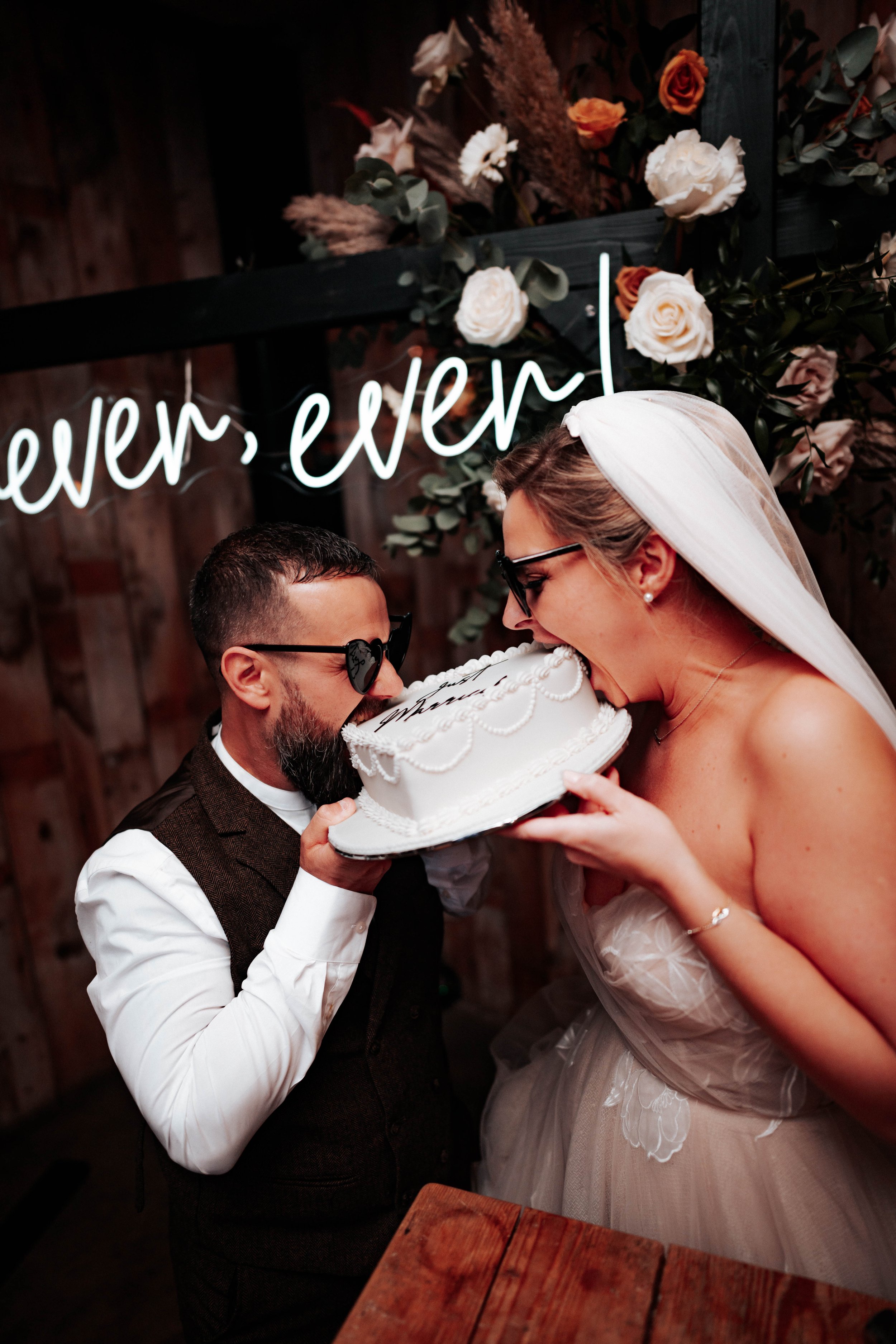 Legh & Abbie -- Hidden River Barn-404.jpg