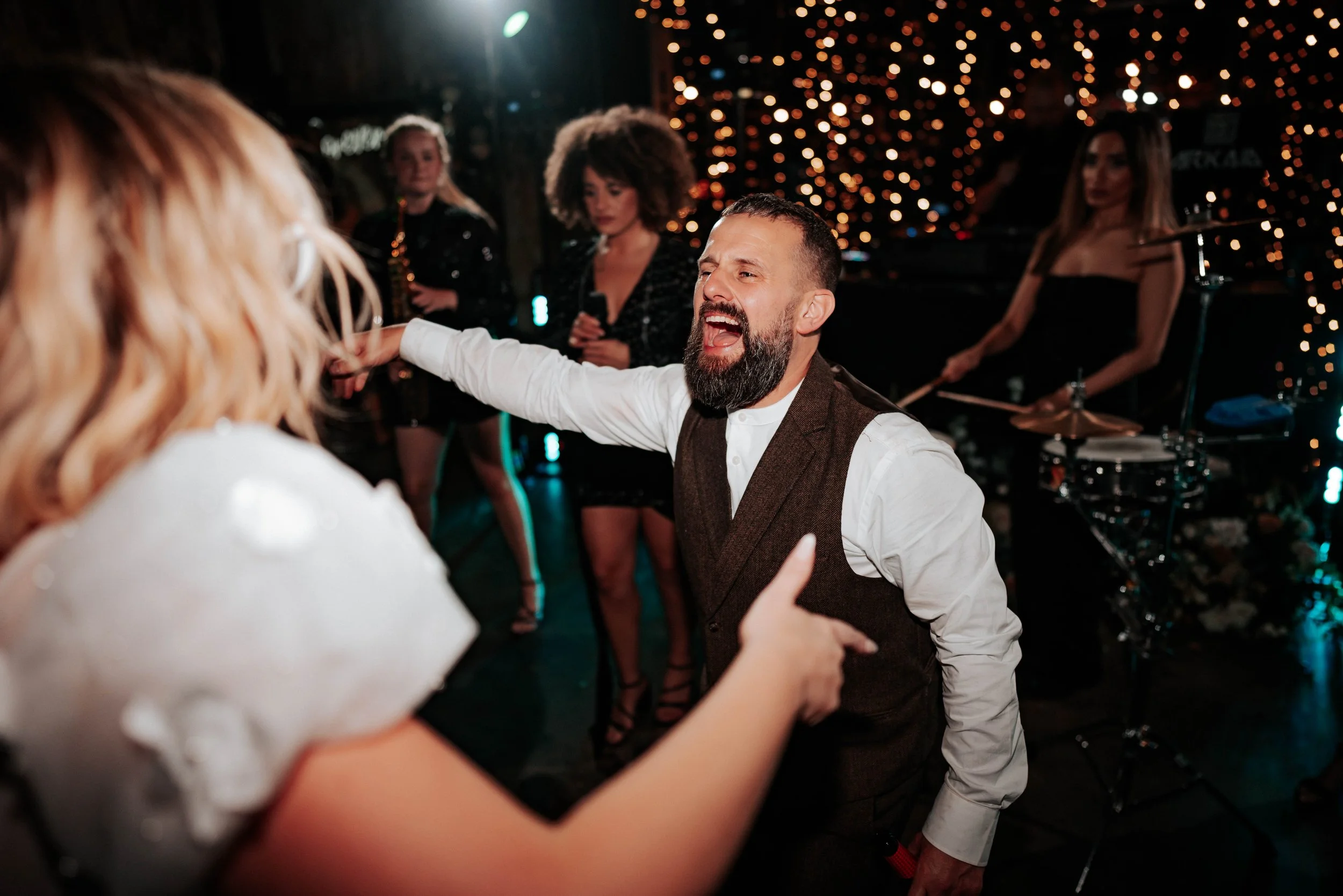 Legh & Abbie -- Hidden River Barn-486.jpg