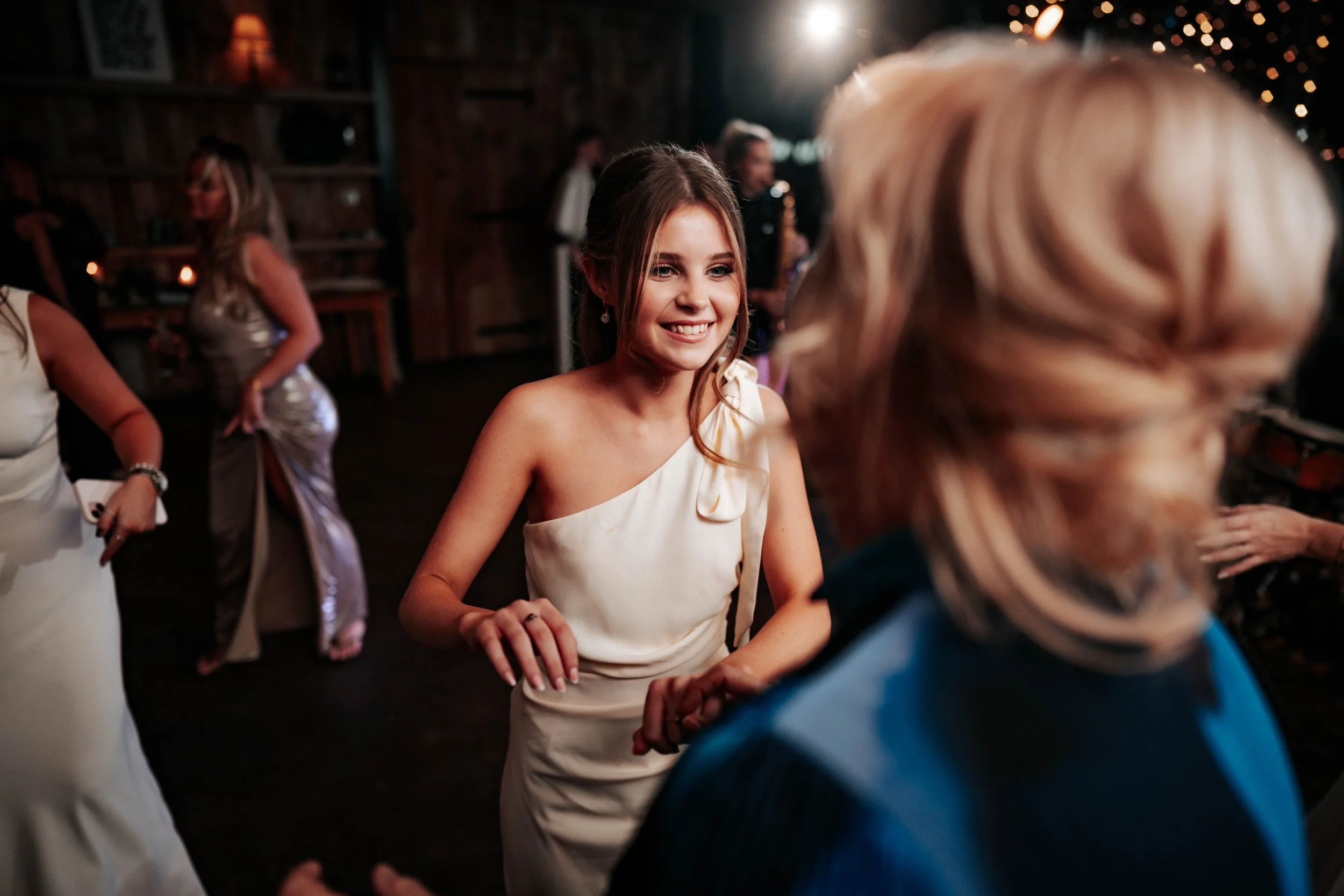 Legh & Abbie -- Hidden River Barn-494.jpg