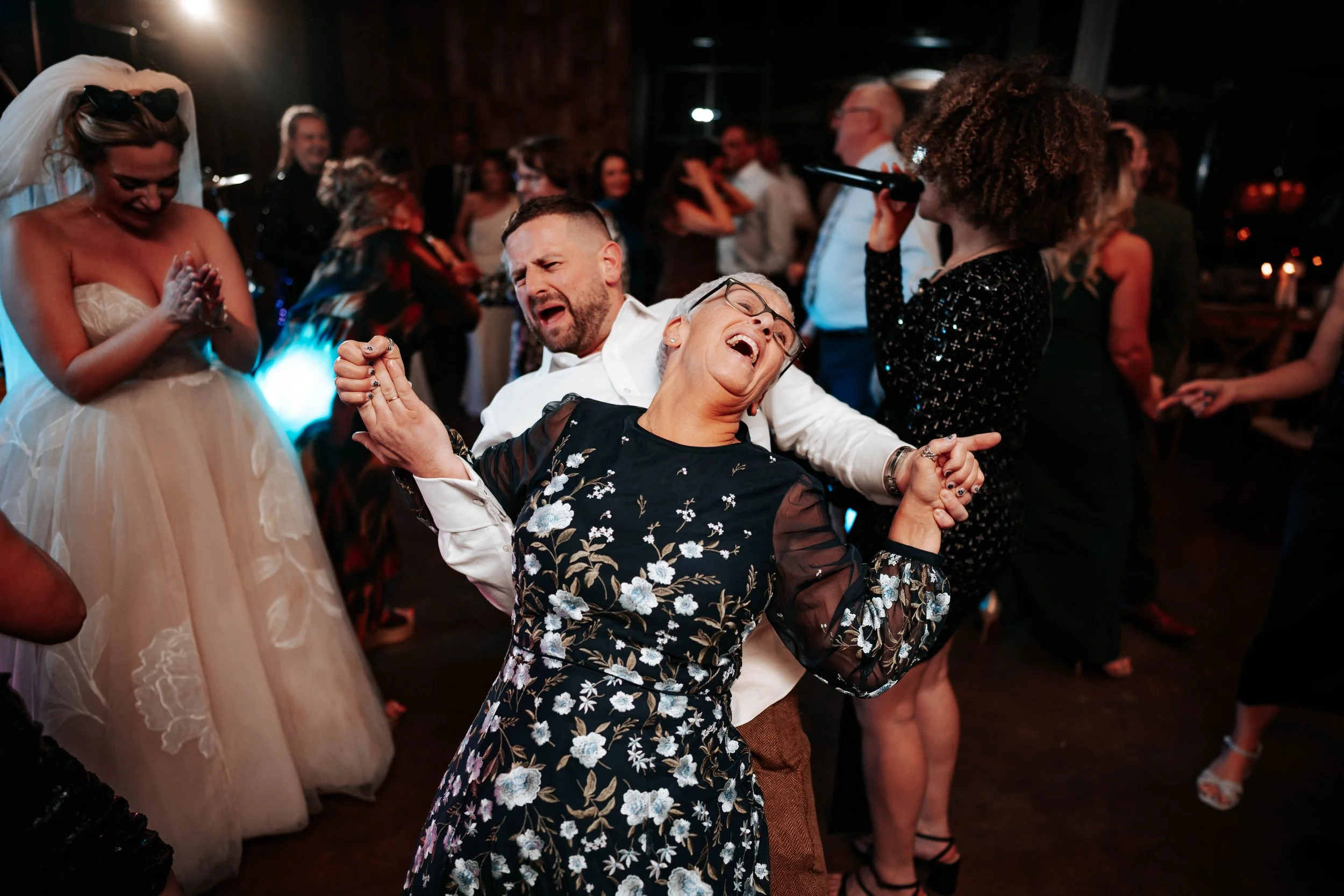 Legh & Abbie -- Hidden River Barn-498.jpg