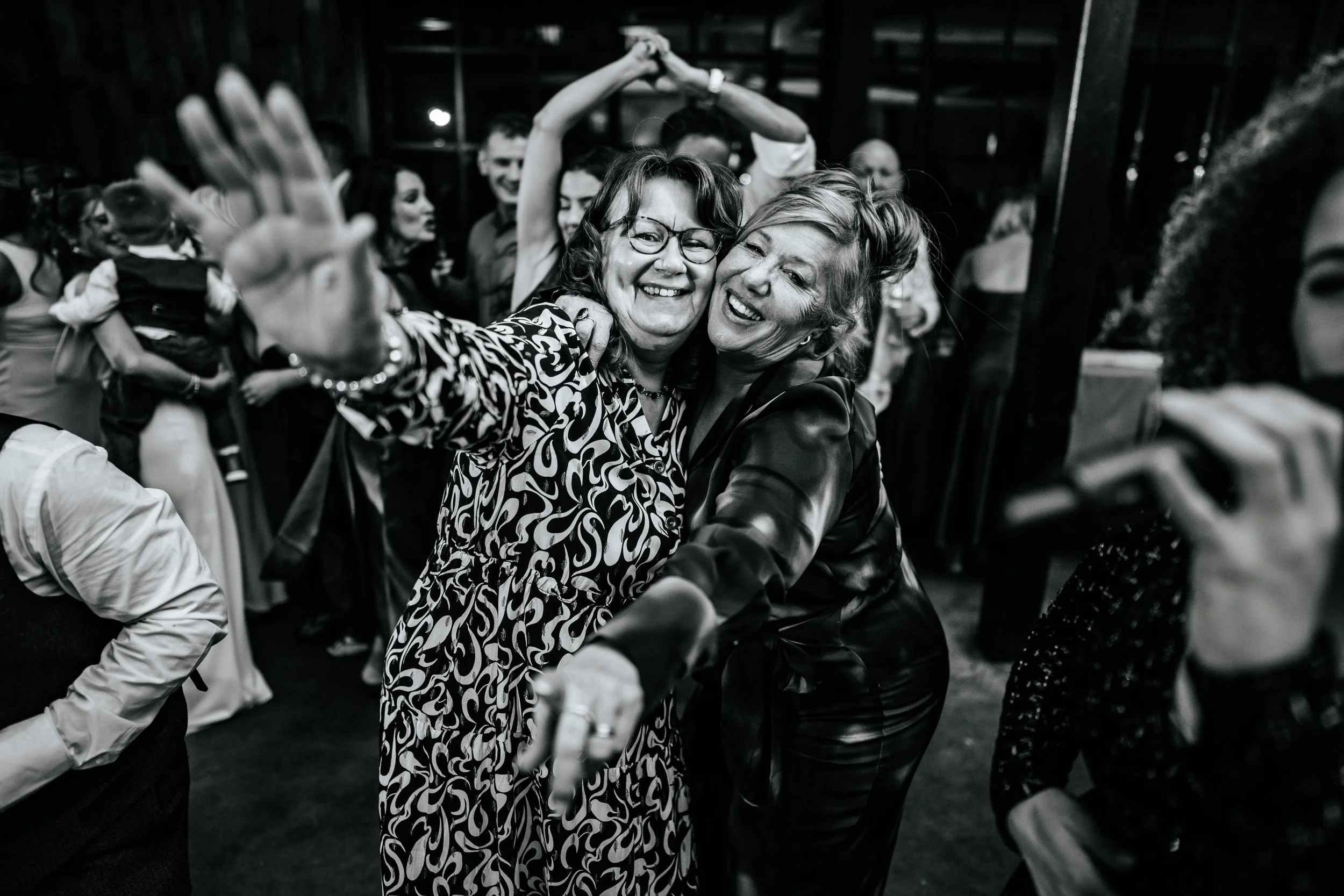 Legh & Abbie -- Hidden River Barn-499.jpg