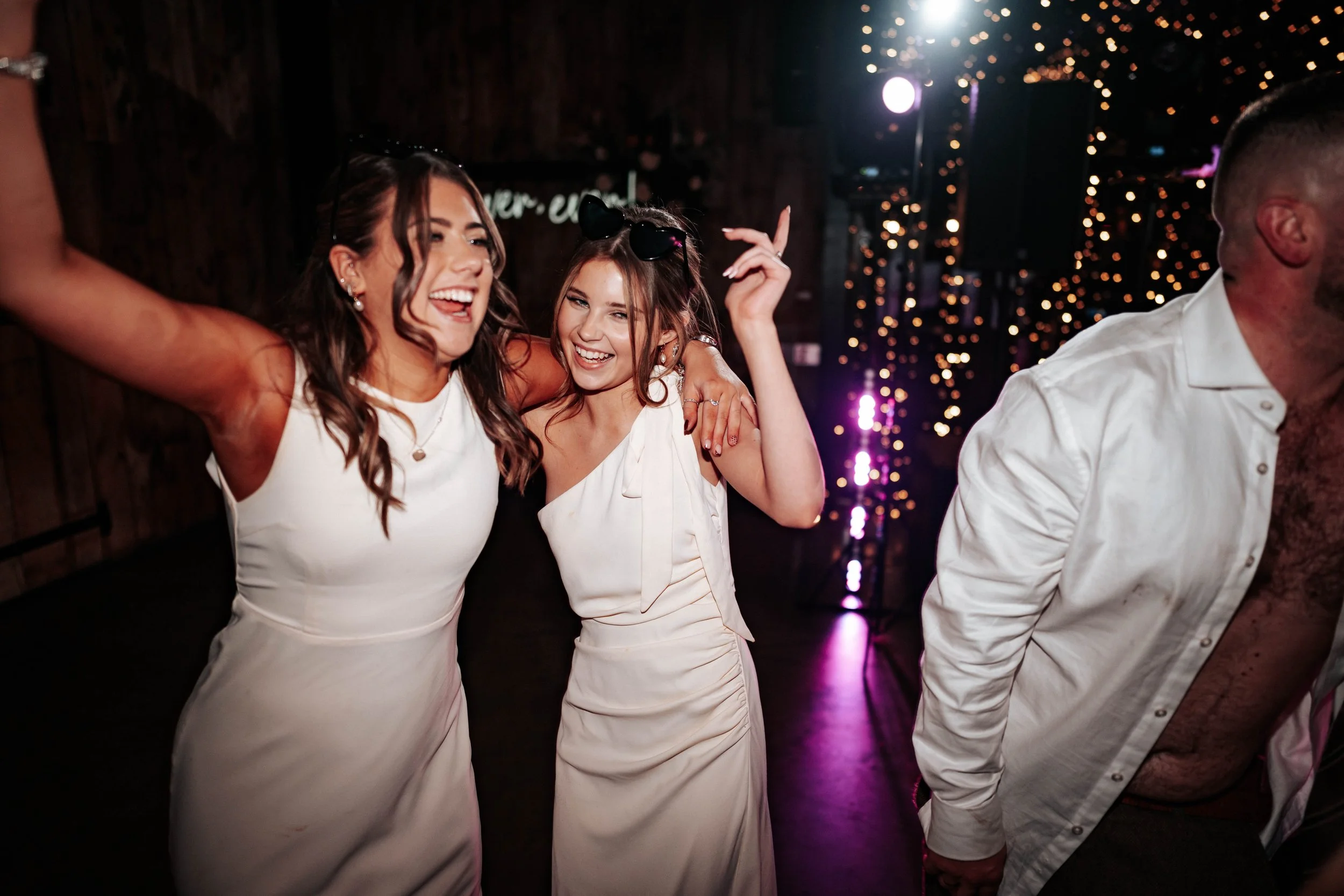 Legh & Abbie -- Hidden River Barn-518.jpg