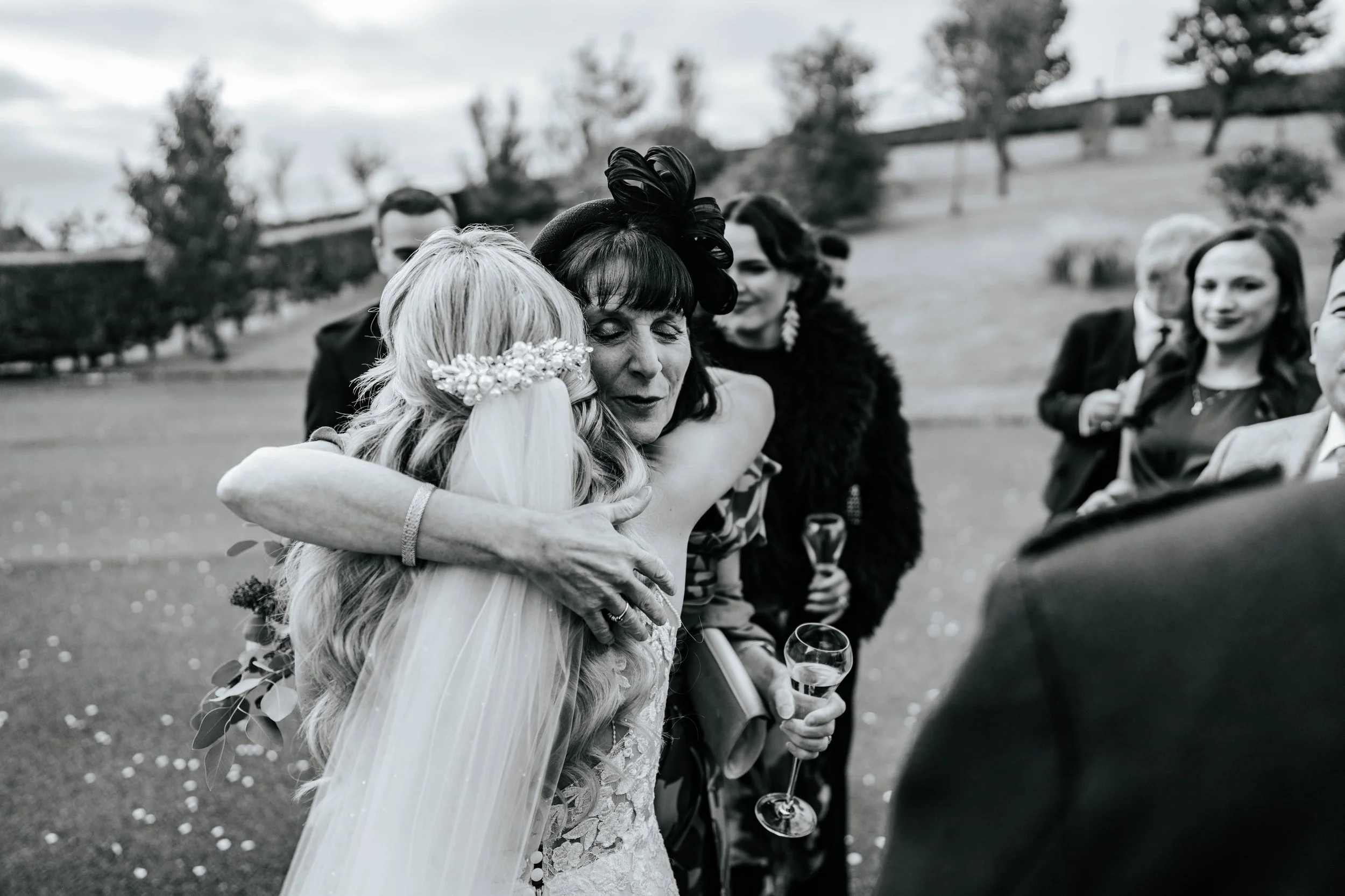 Mitchel & Laura -- GG's Yard-118.jpg