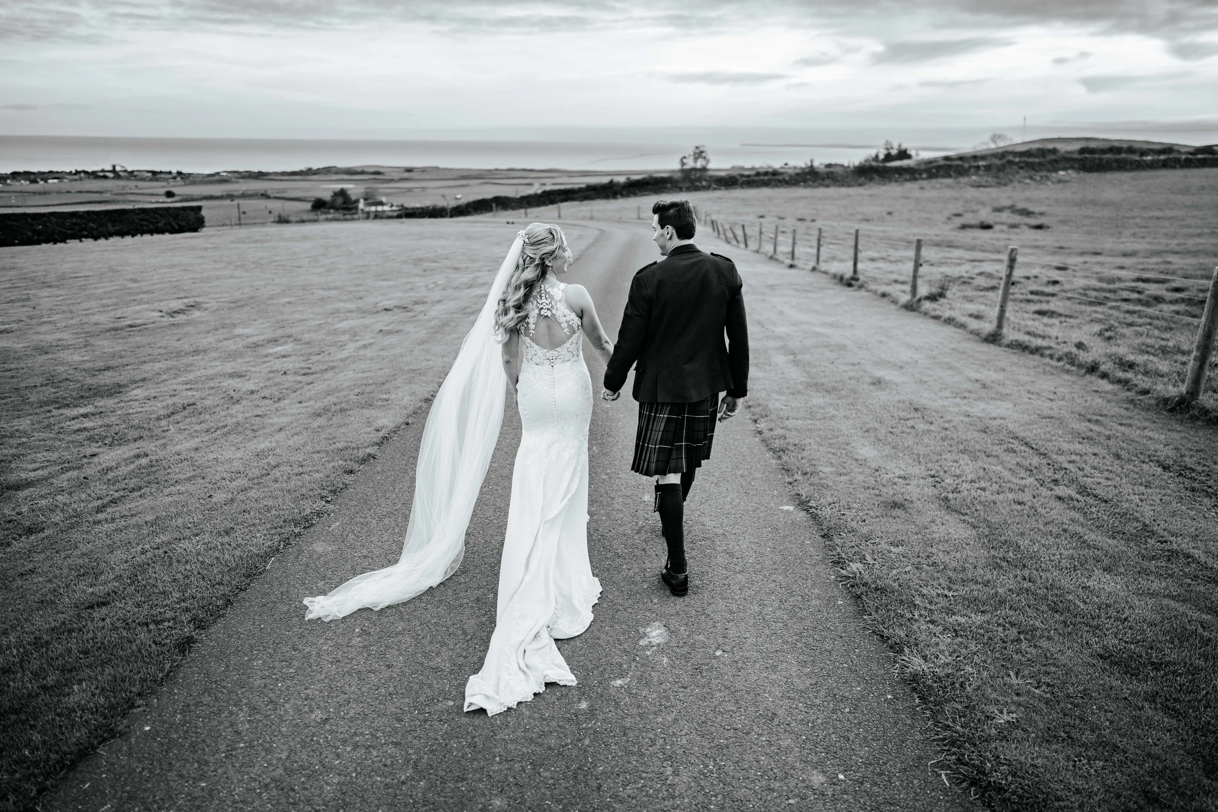 Mitchel & Laura -- GG's Yard-202.jpg