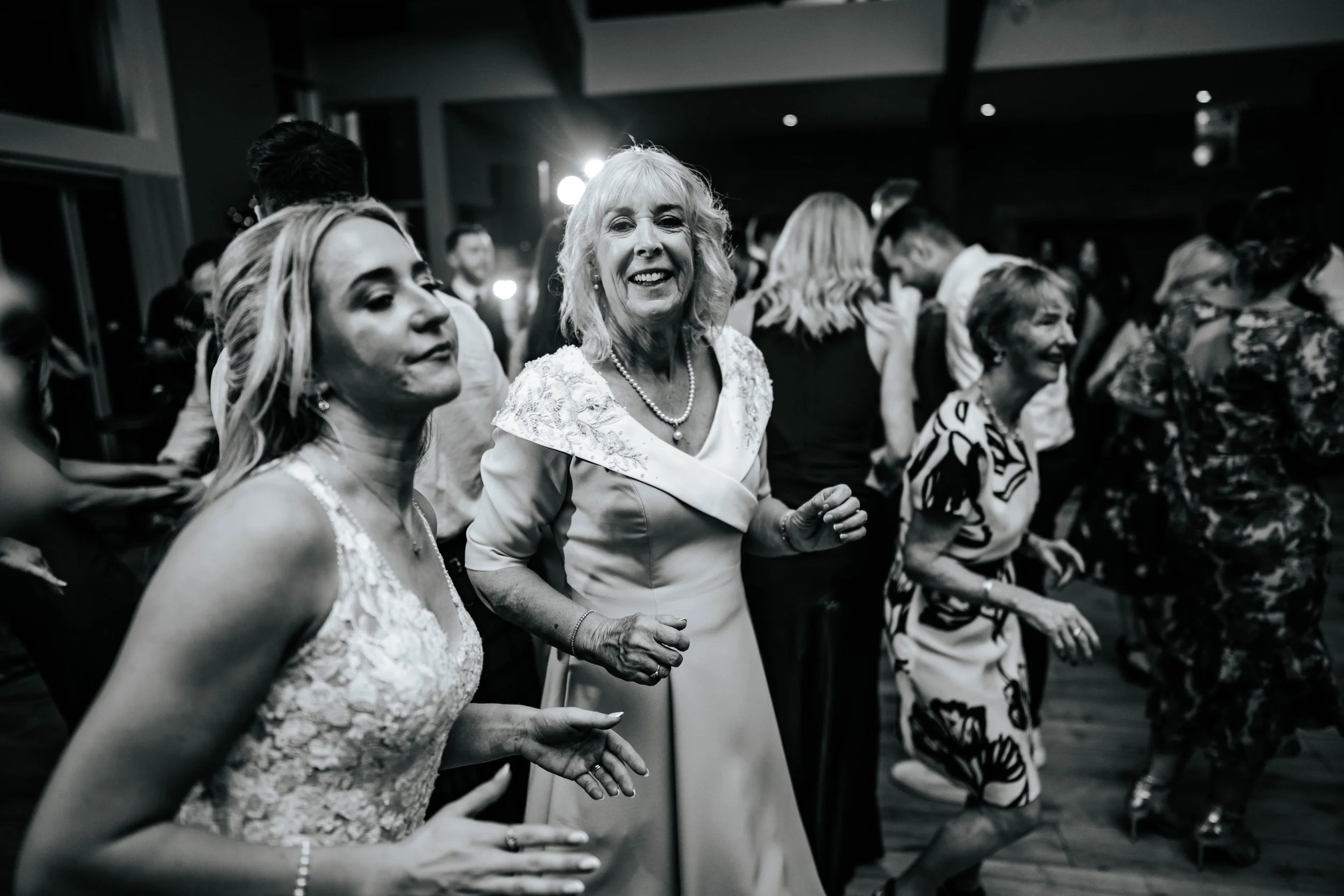 Mitchel & Laura -- GG's Yard-236.jpg