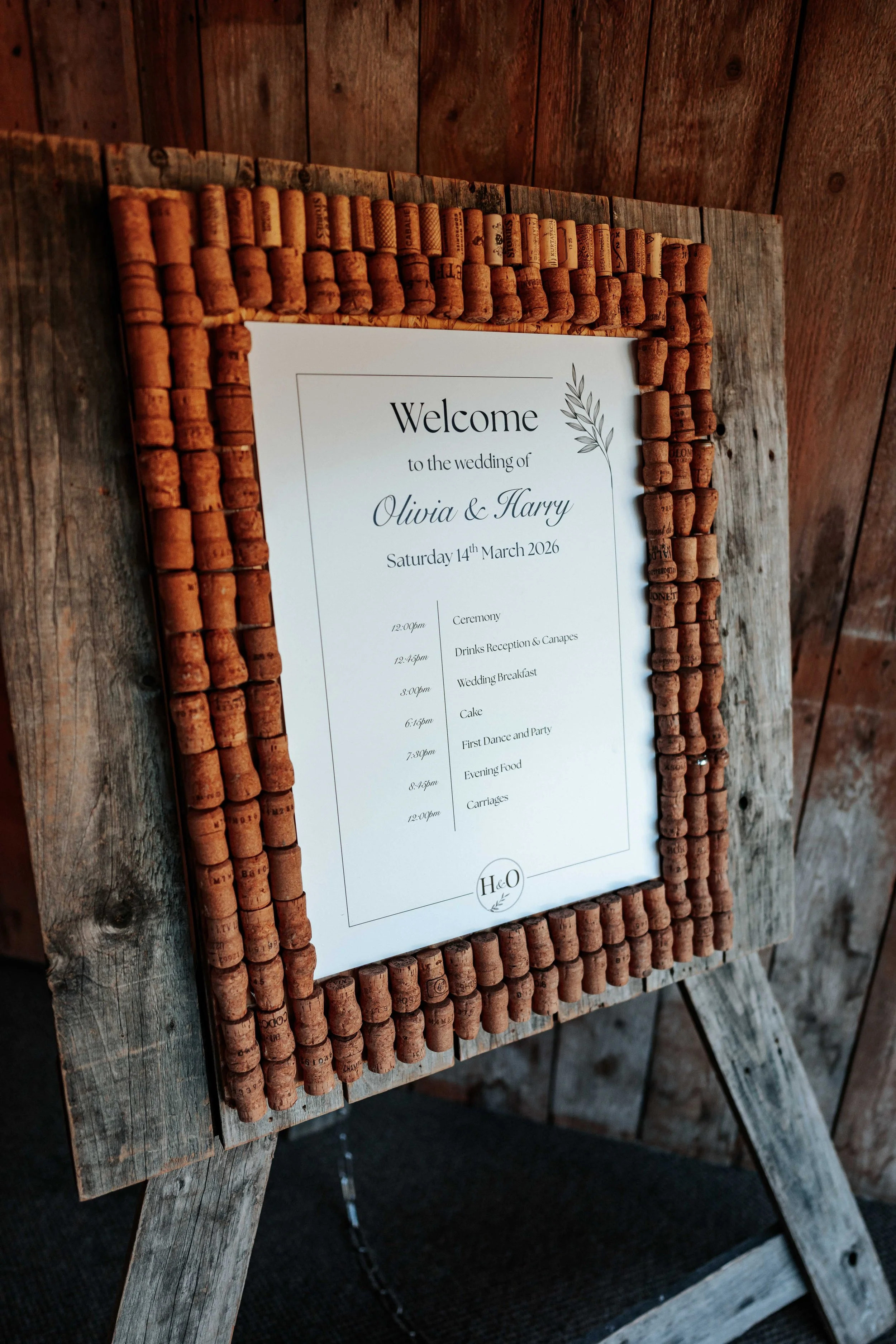 Harry & Olivia -- Hidden River Barn-7.jpg