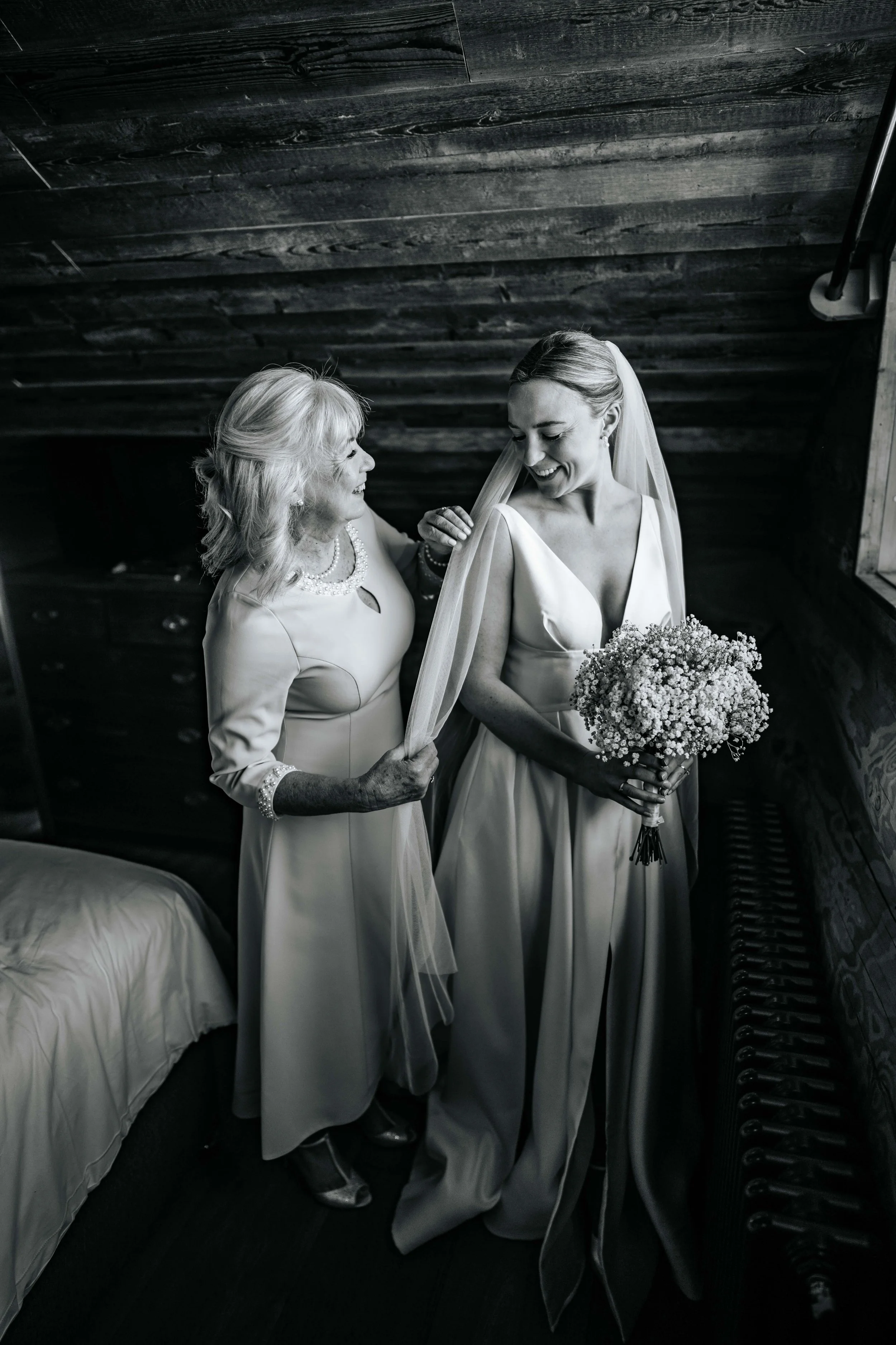 Harry & Olivia -- Hidden River Barn-70.jpg