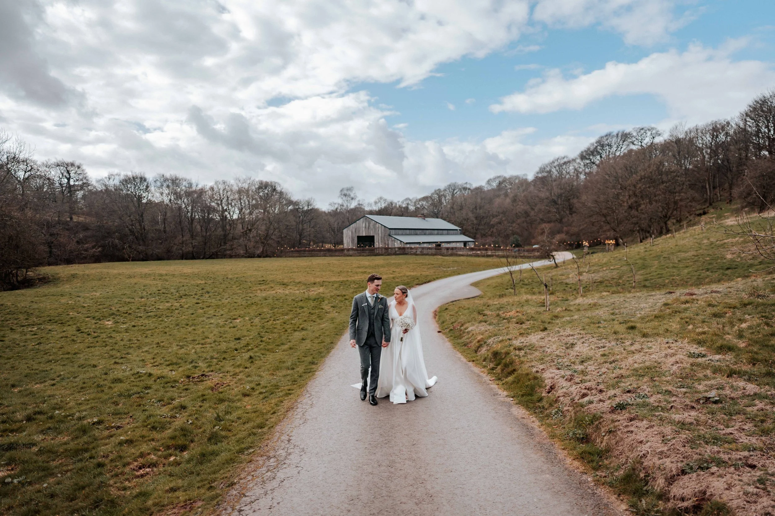Harry & Olivia -- Hidden River Barn-217.jpg