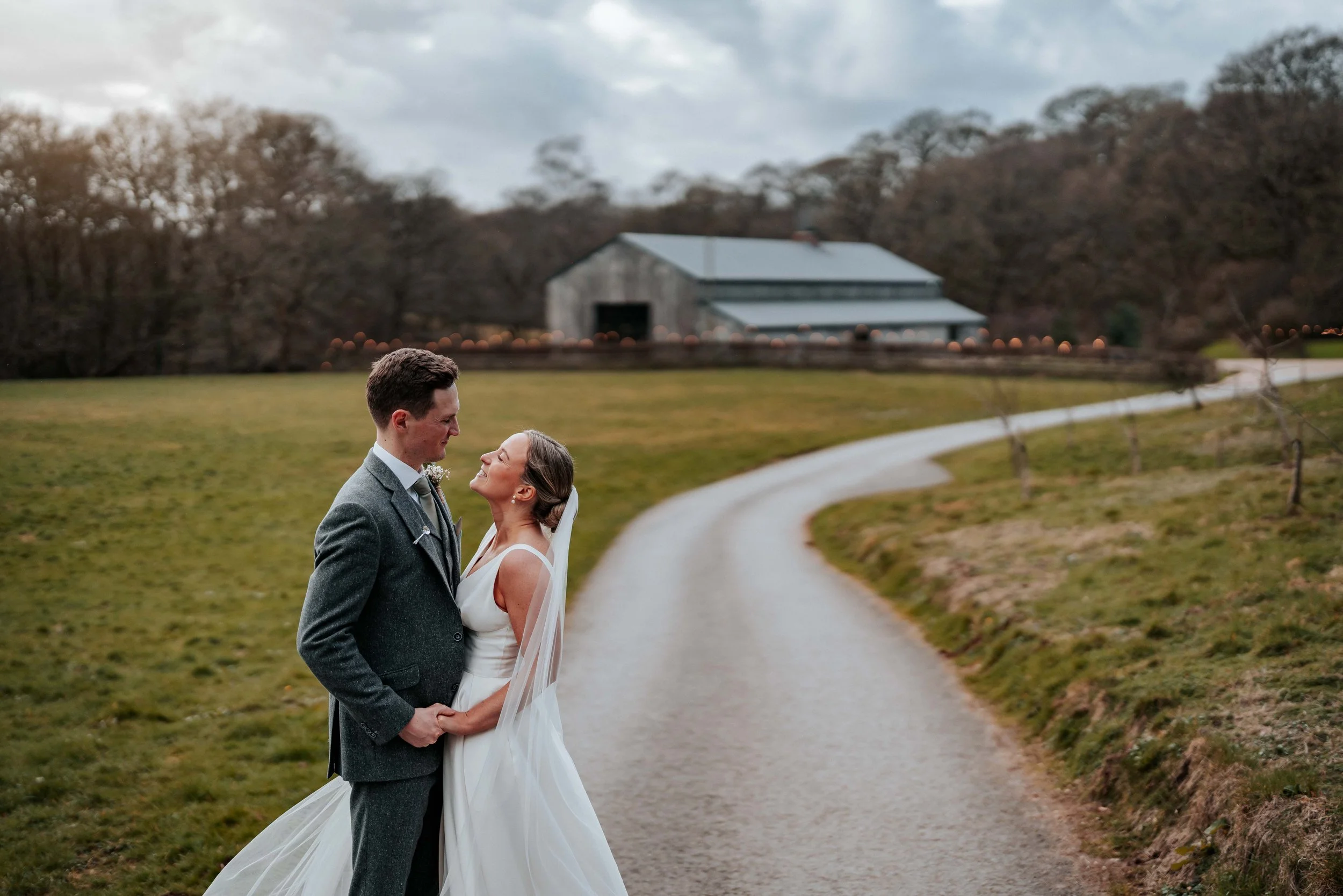 Harry & Olivia -- Hidden River Barn-219.jpg