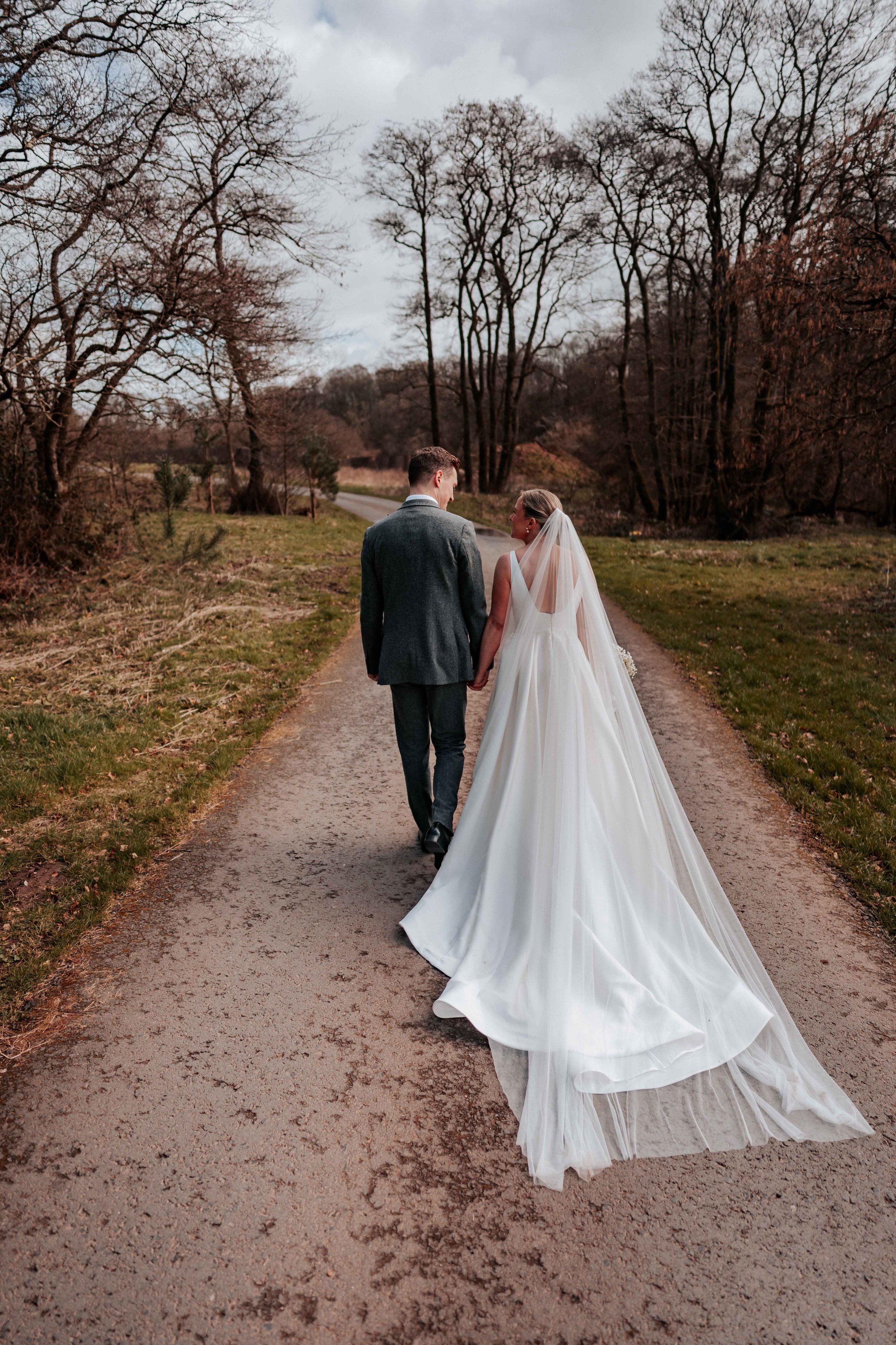 Harry & Olivia -- Hidden River Barn-238.jpg