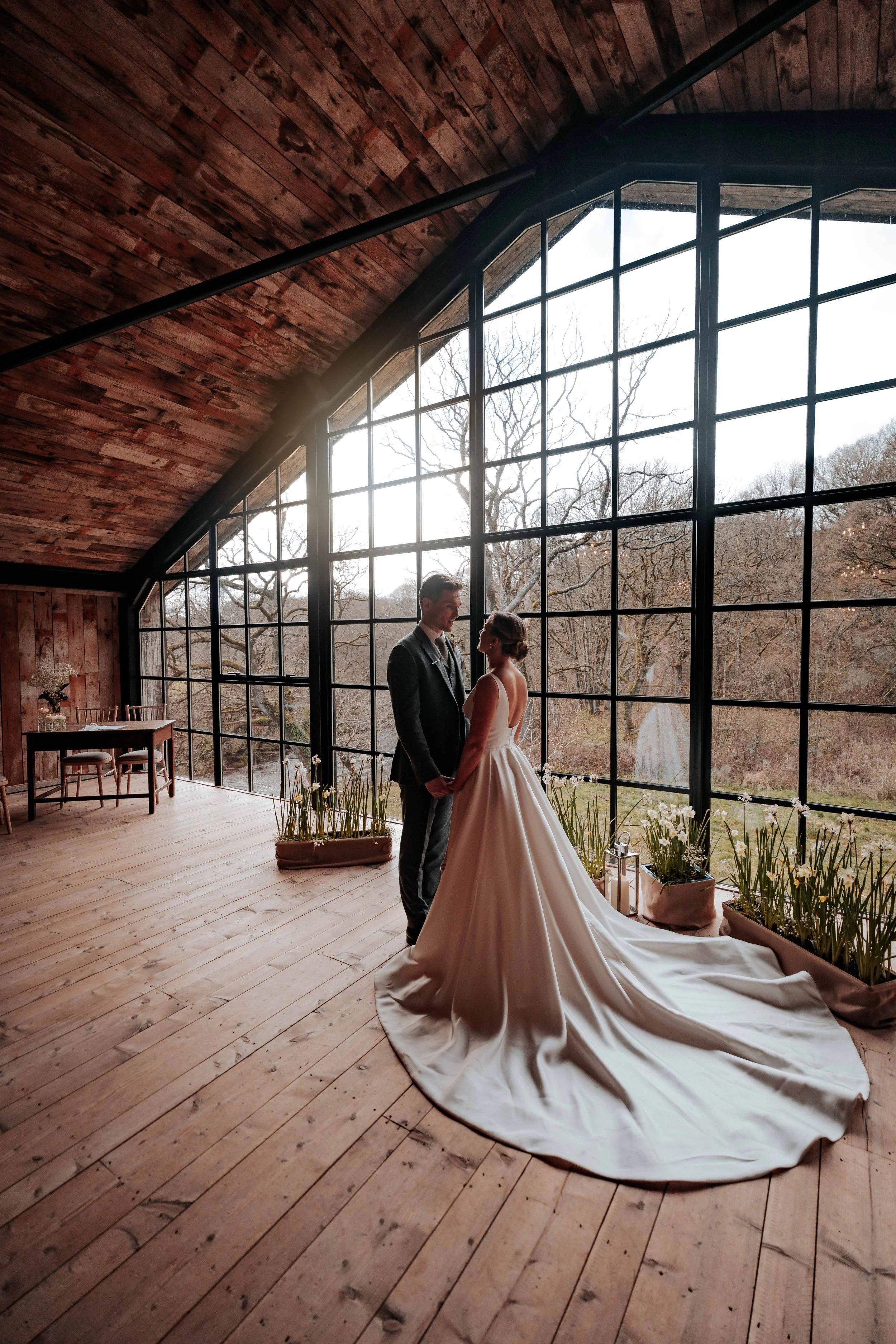 Harry & Olivia -- Hidden River Barn-302.jpg