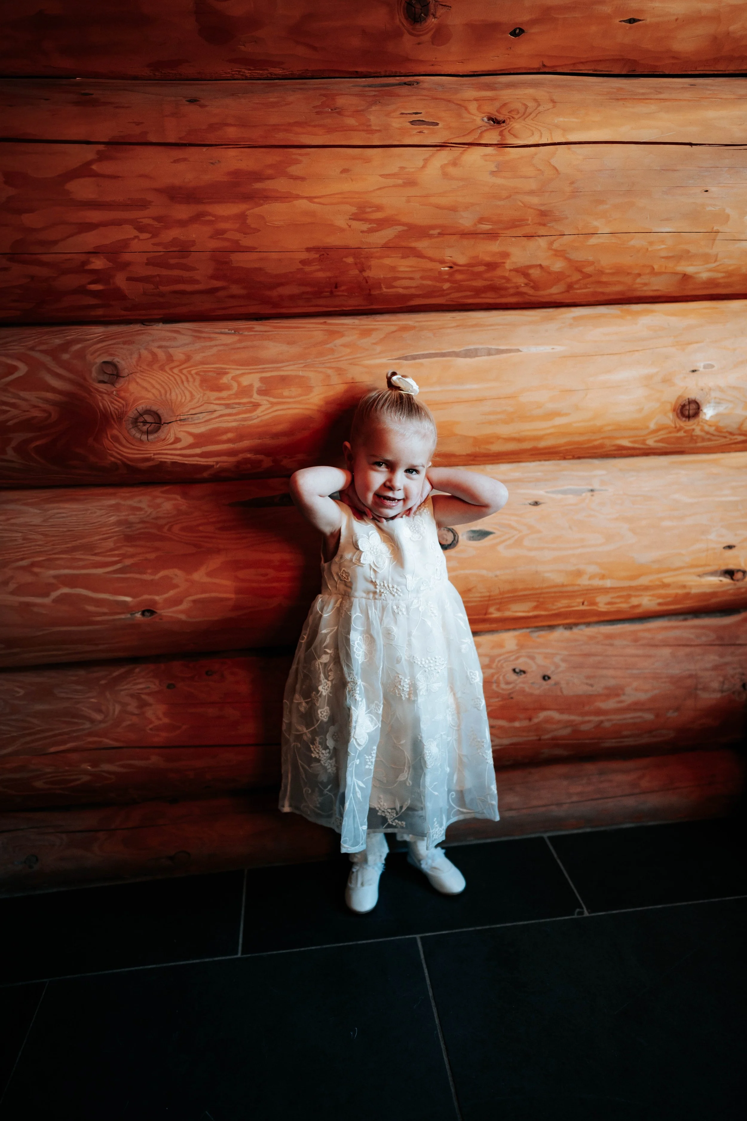 Legh & Abbie -- Hidden River Barn-30.jpg
