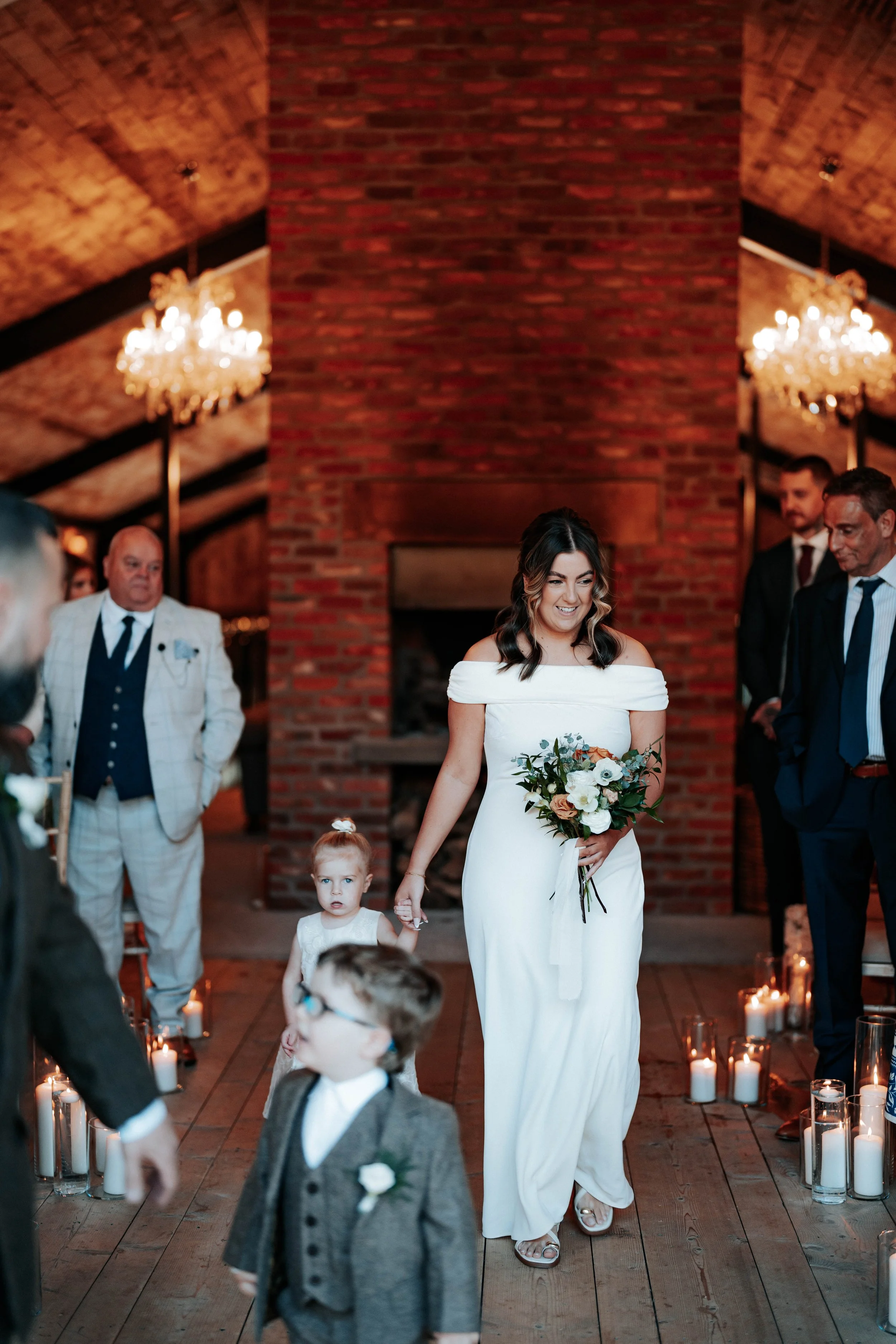 Legh & Abbie -- Hidden River Barn-106.jpg