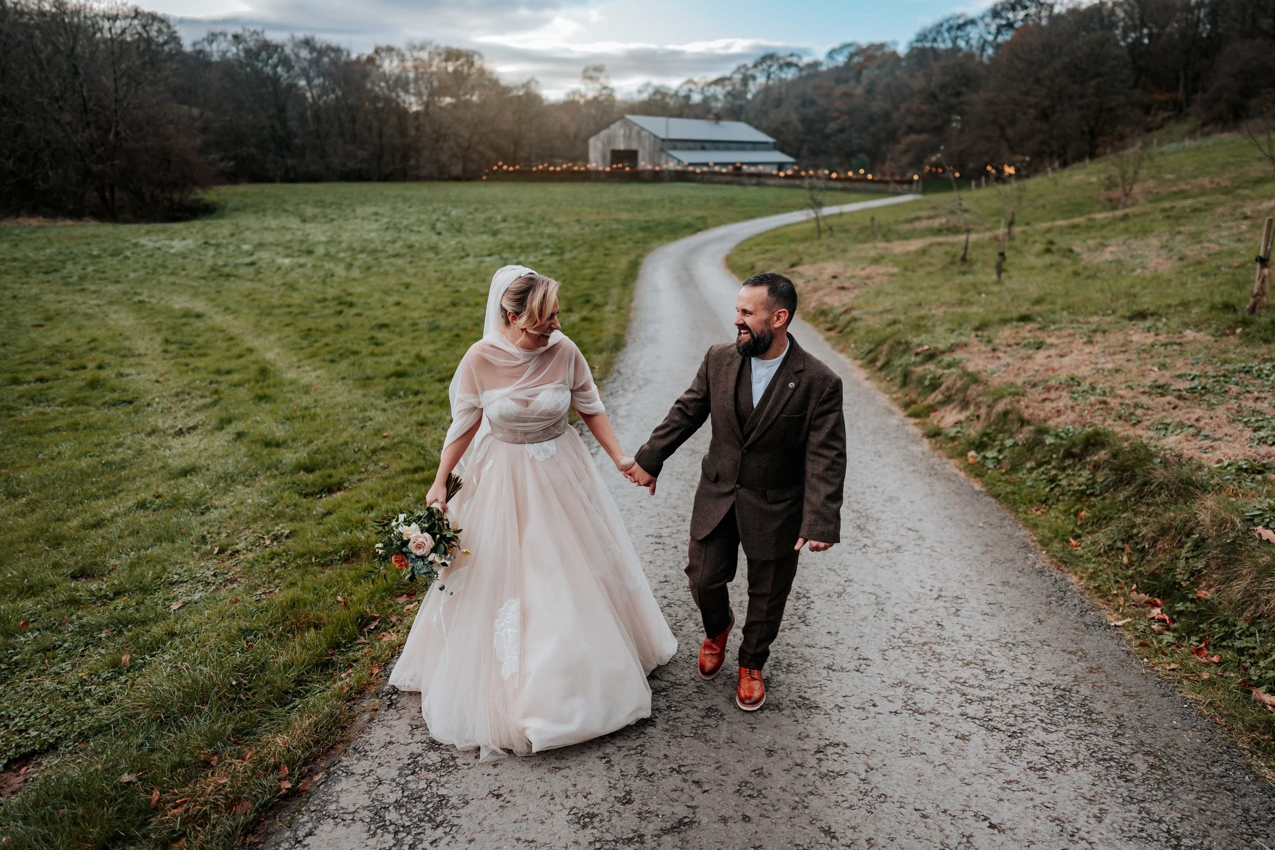 Legh & Abbie -- Hidden River Barn-208.jpg