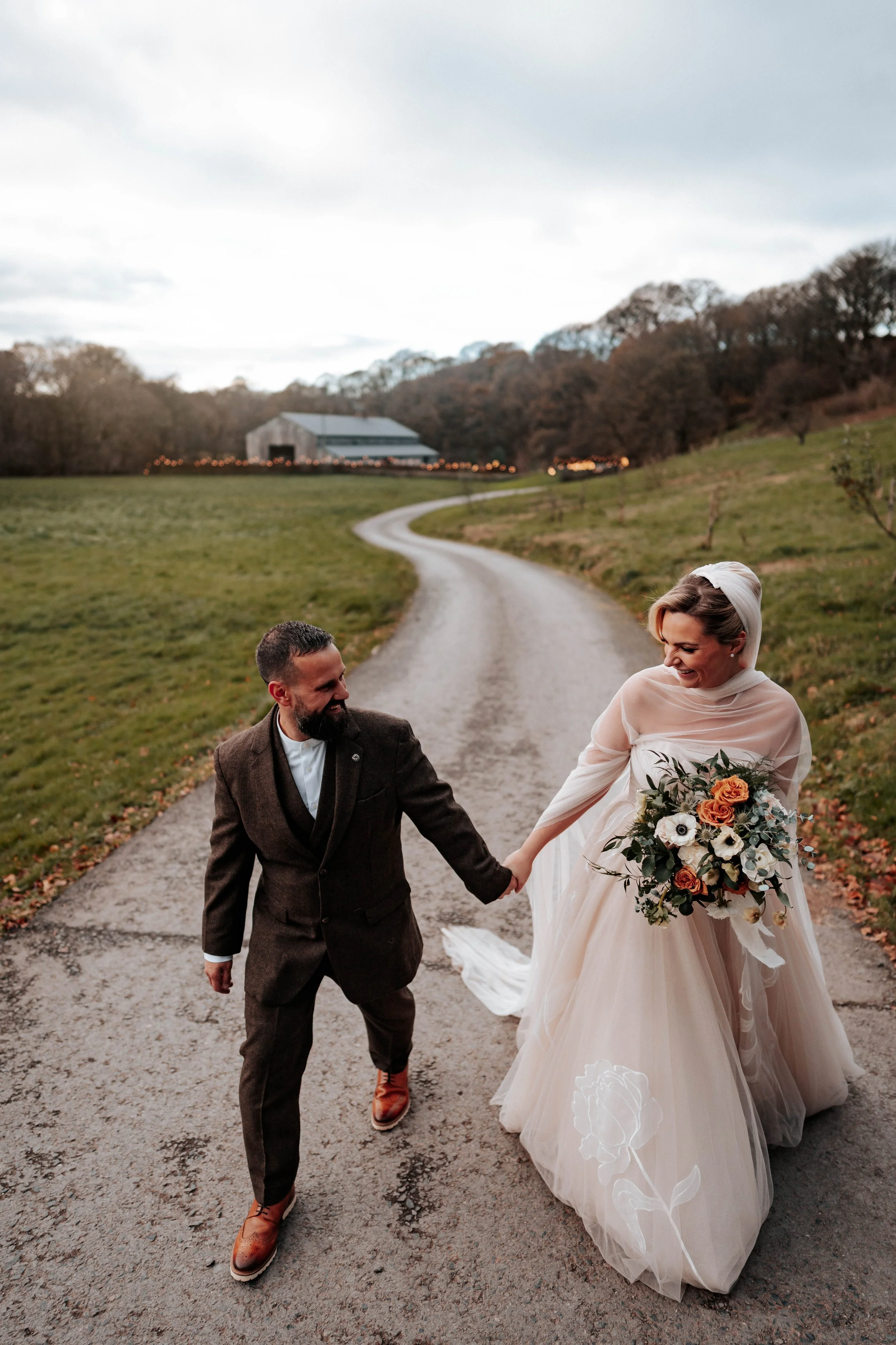 Legh & Abbie -- Hidden River Barn-213.jpg