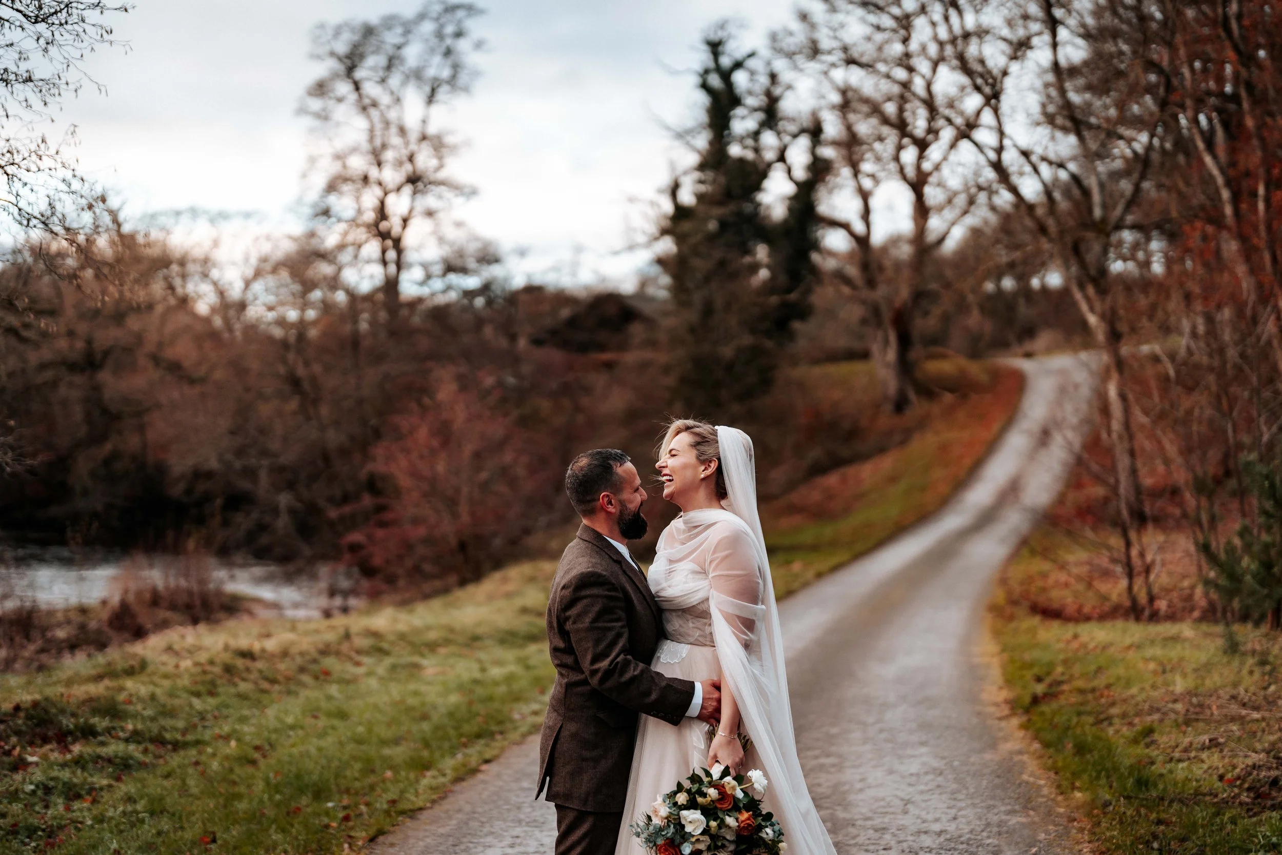 Legh & Abbie -- Hidden River Barn-225.jpg