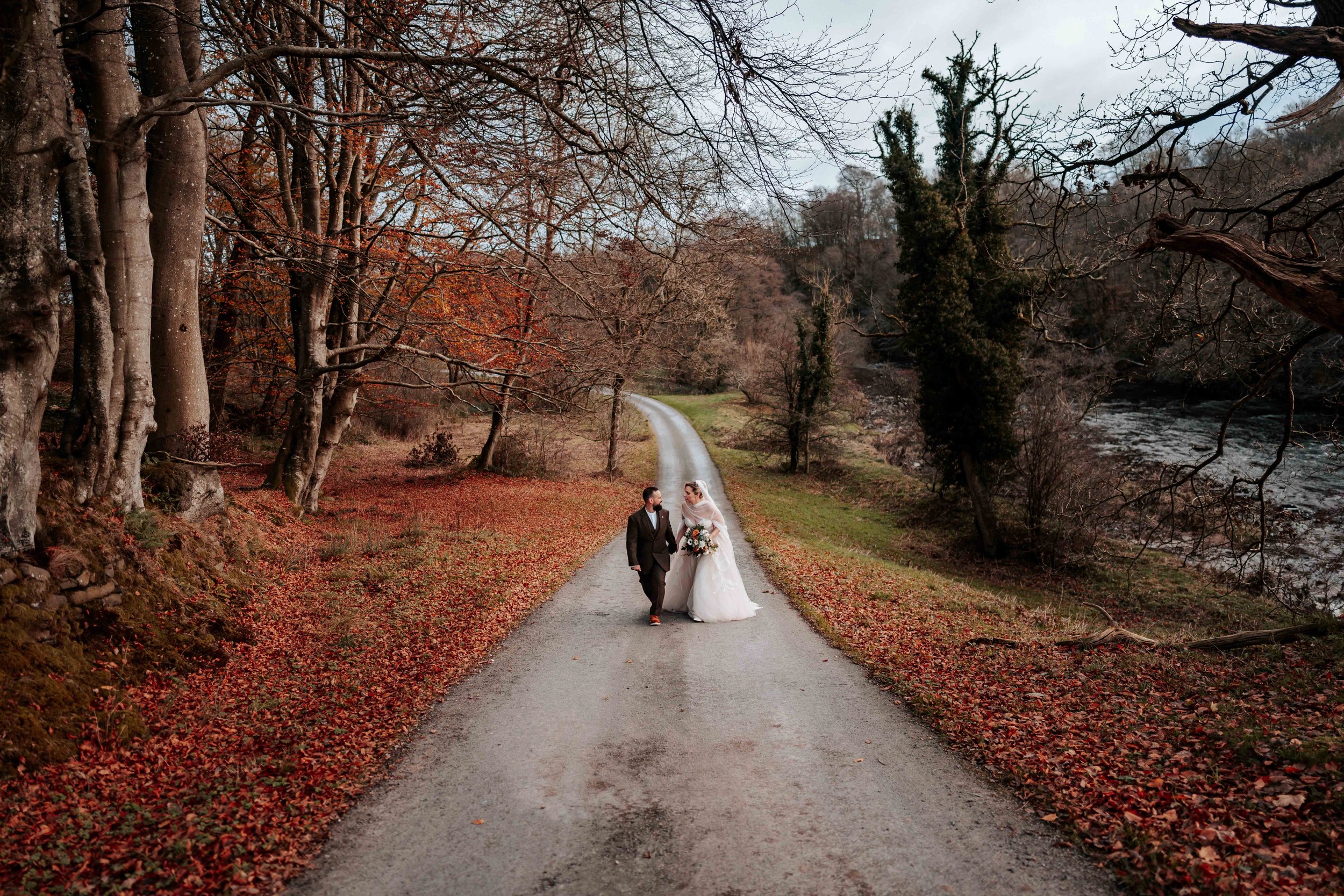 Legh & Abbie -- Hidden River Barn-234.jpg