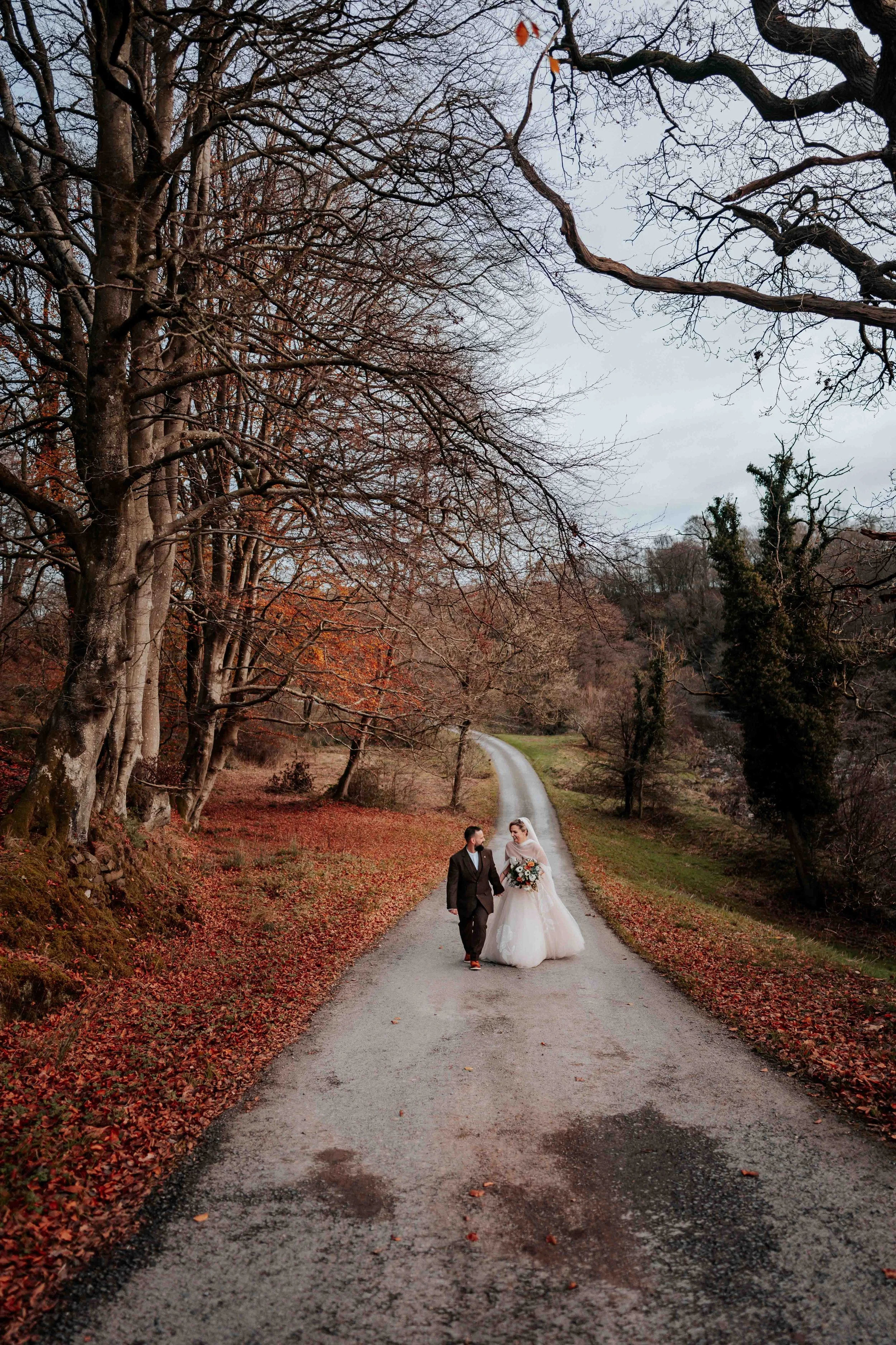 Legh & Abbie -- Hidden River Barn-235.jpg