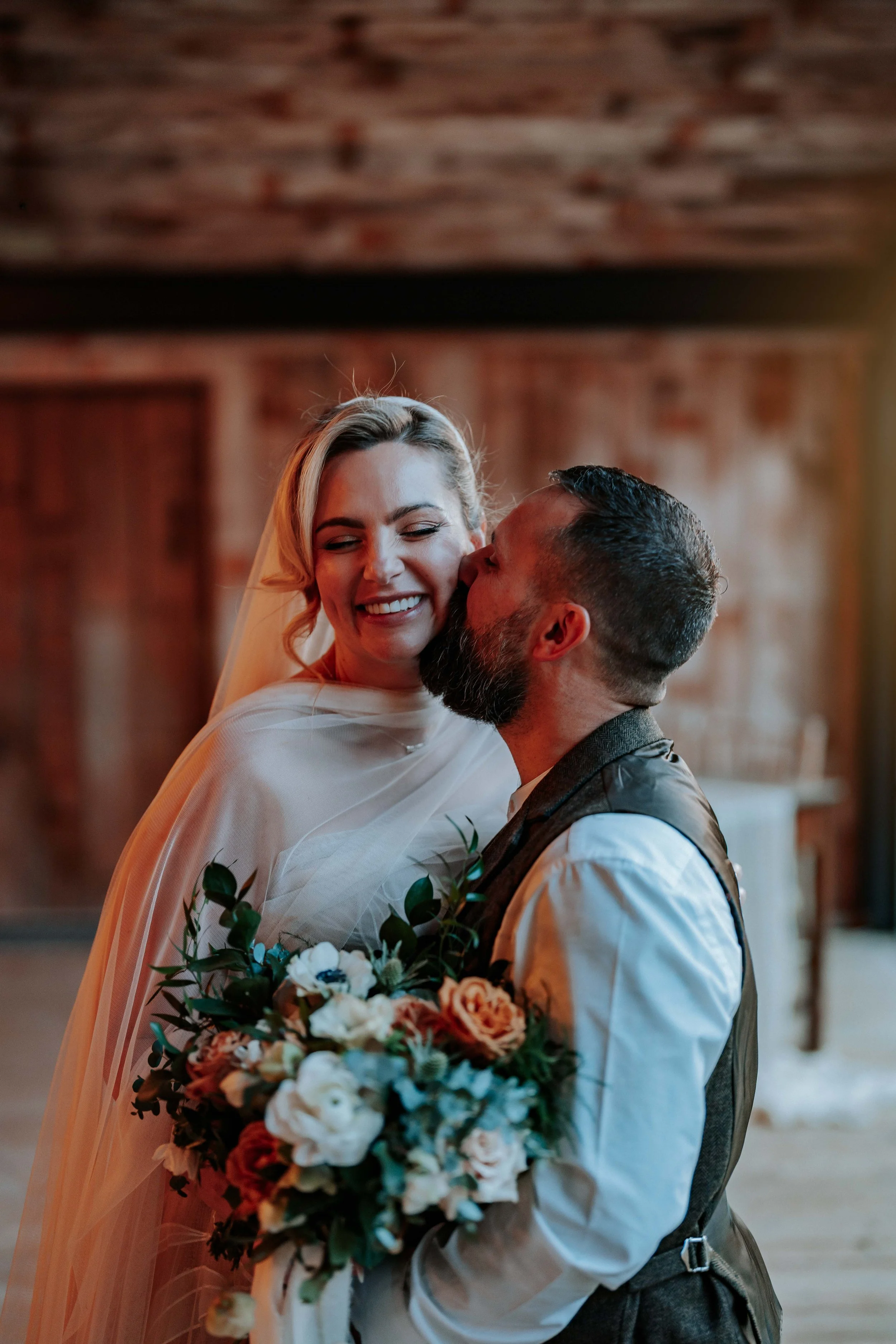 Legh & Abbie -- Hidden River Barn-256.jpg