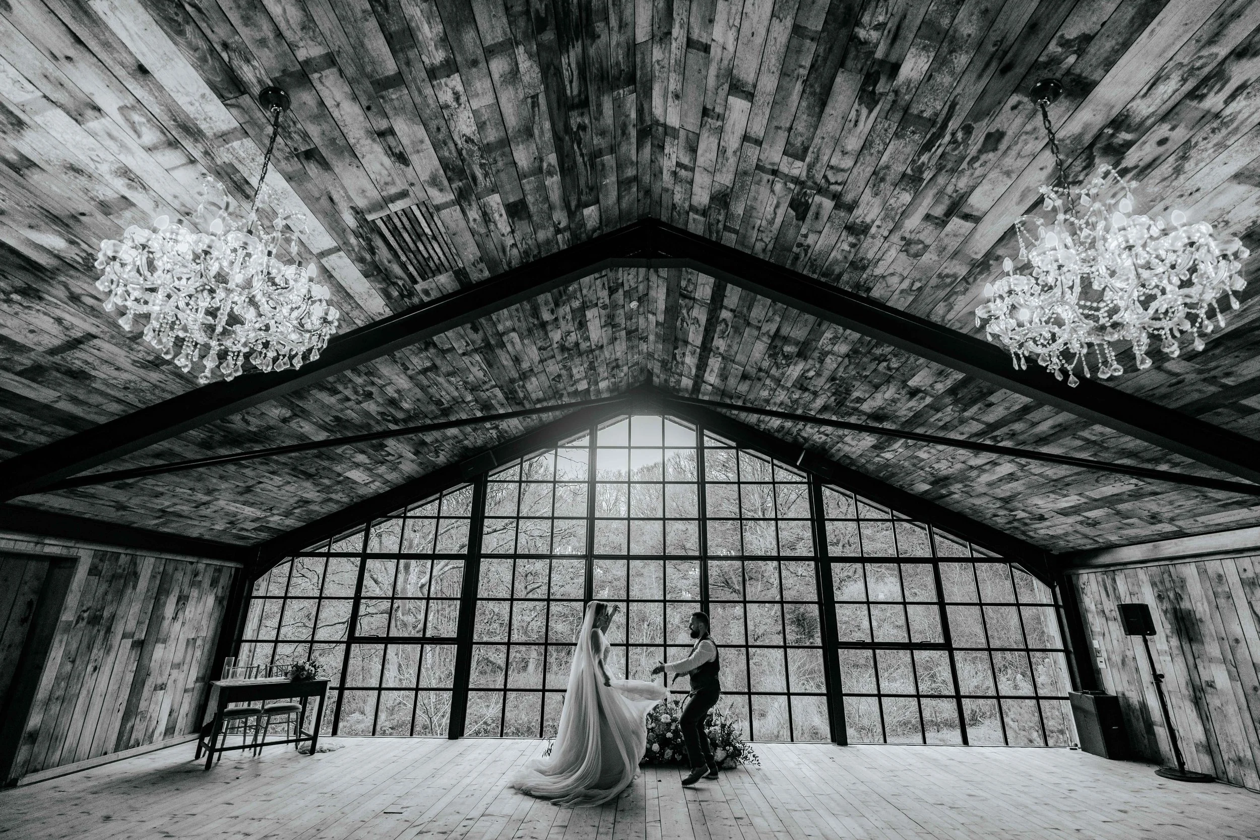 Legh & Abbie -- Hidden River Barn-259.jpg