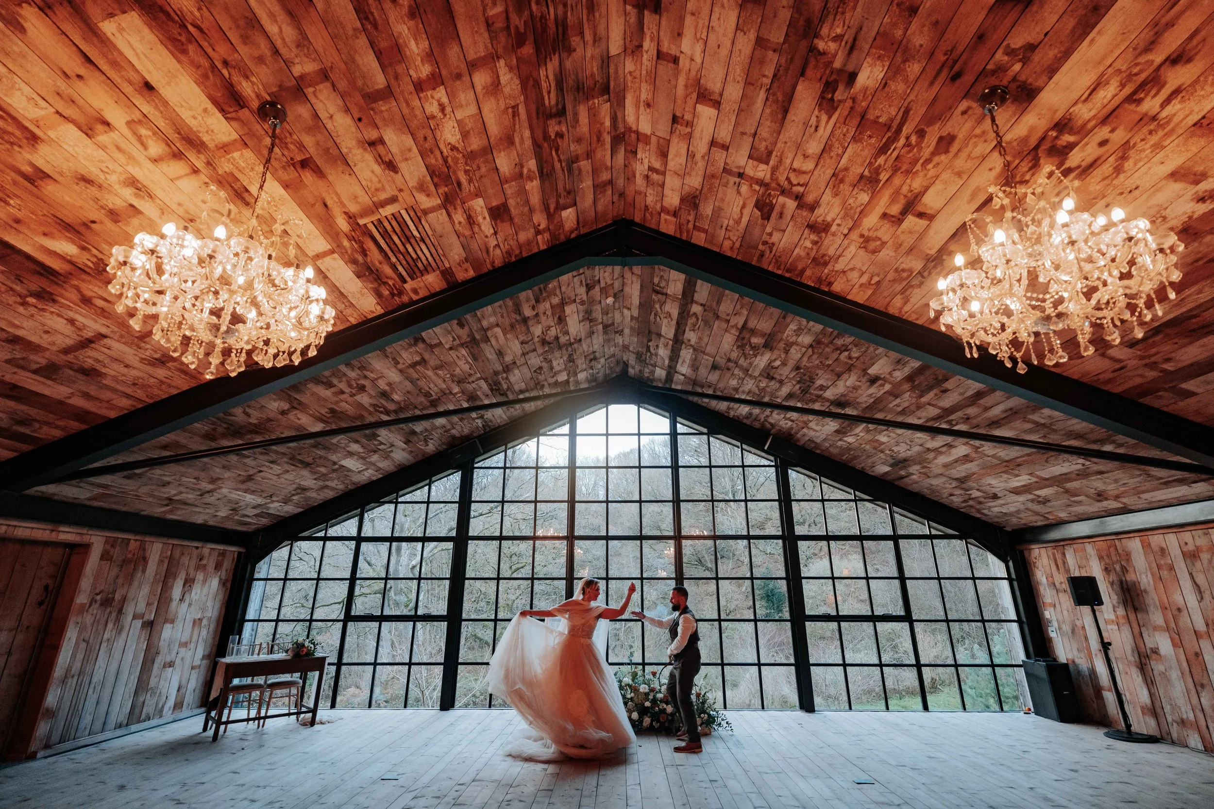 Legh & Abbie -- Hidden River Barn-260.jpg