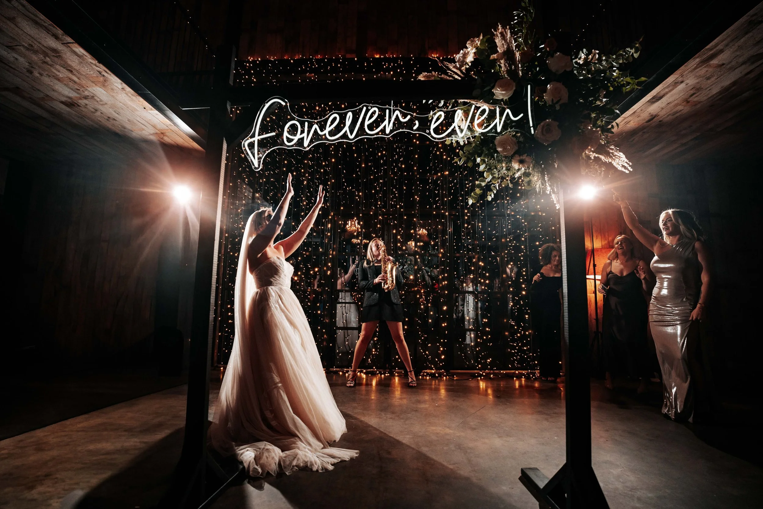 Legh & Abbie -- Hidden River Barn-311.jpg
