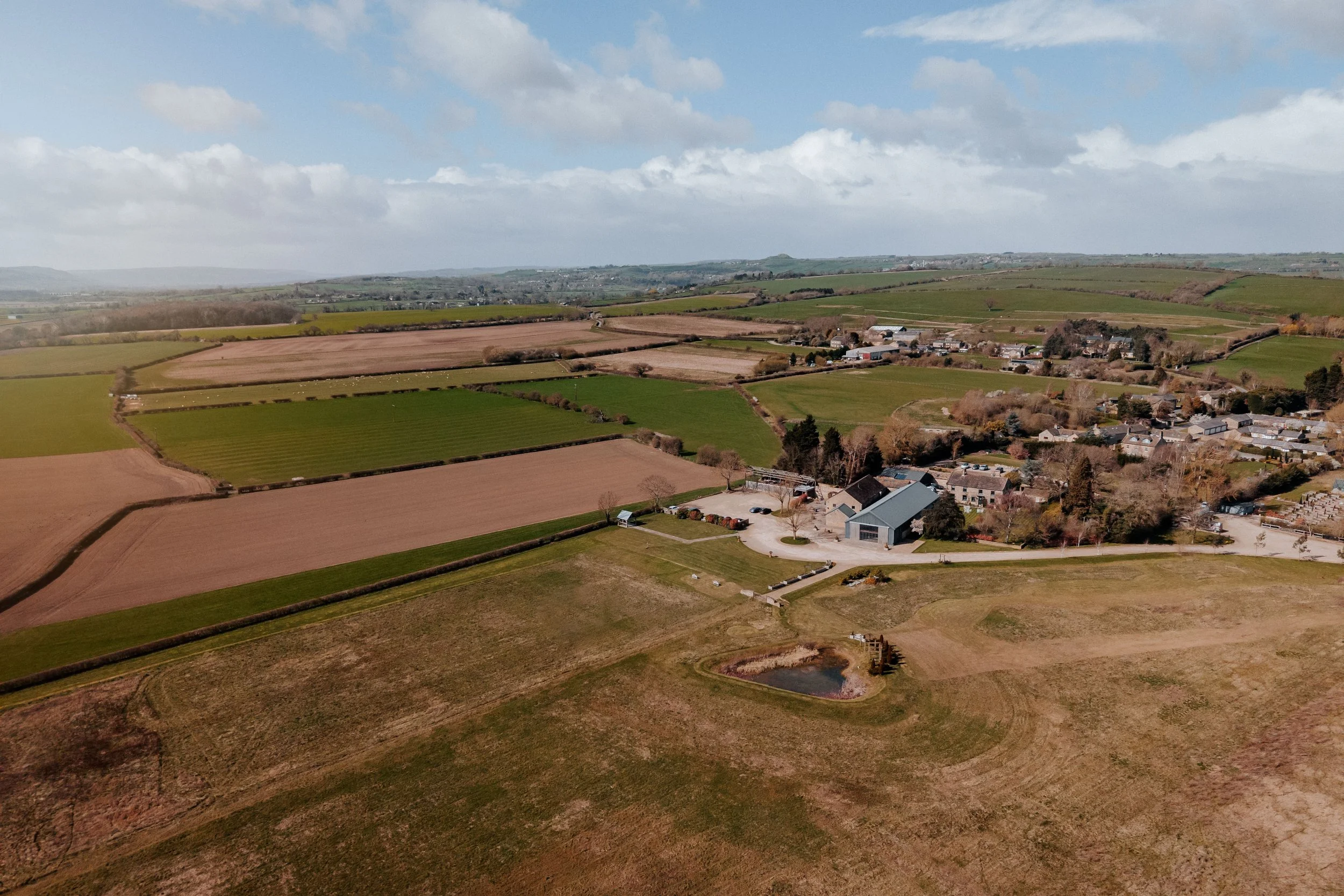 Jonny & Lewis -- Wharfedale Grange-1.jpg