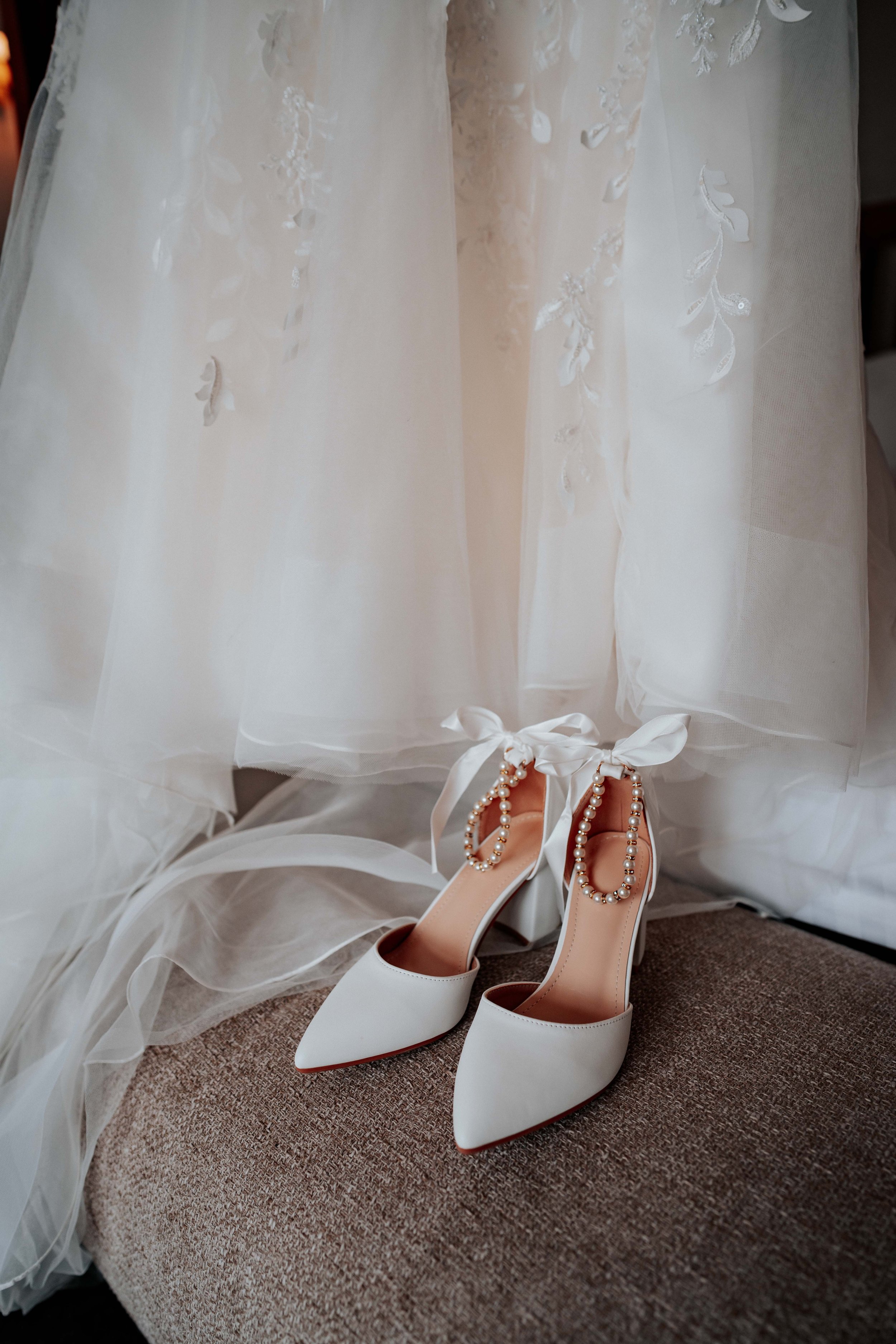 Shaun & Laura -- Inn On The Lake-15.jpg