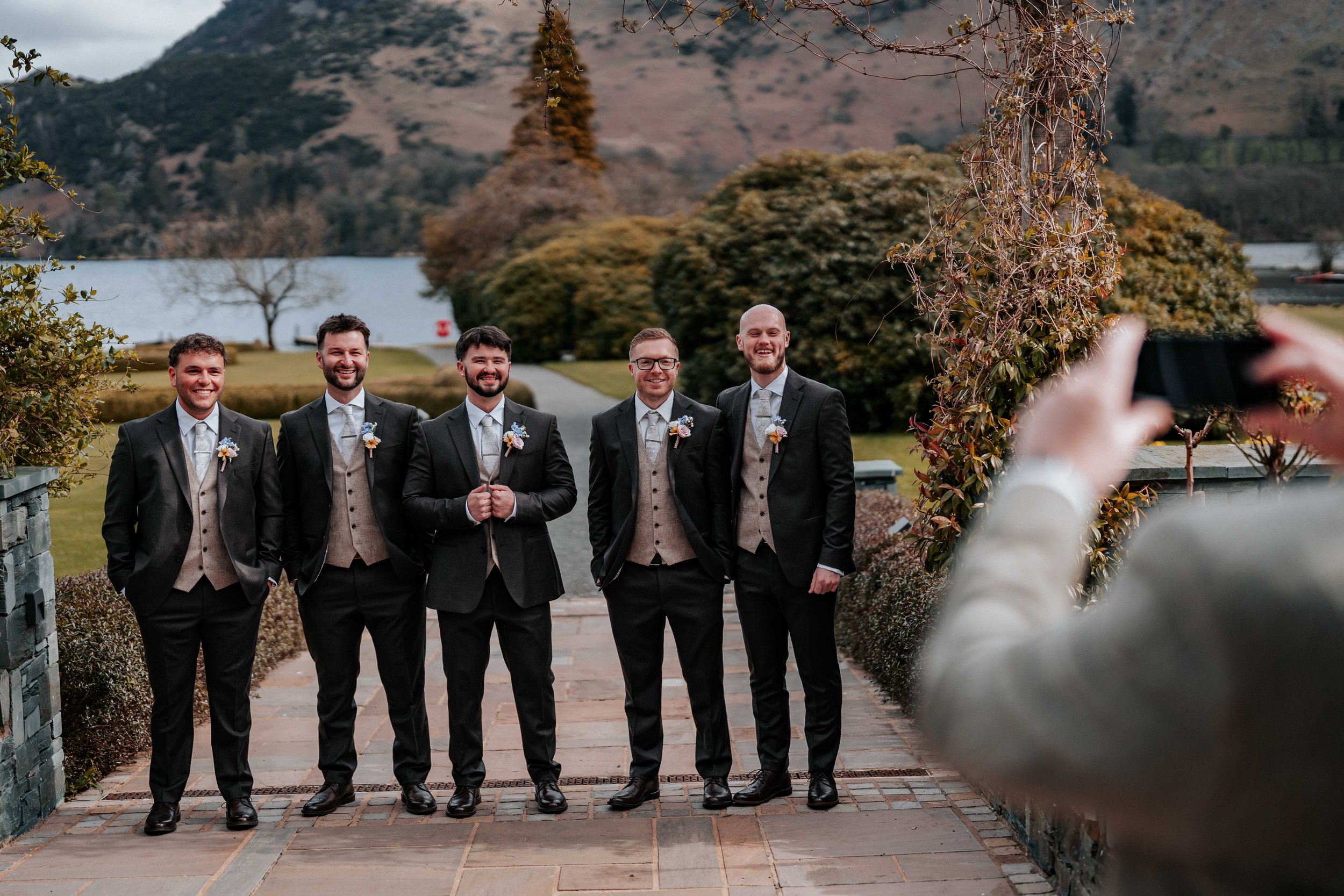 Shaun & Laura -- Inn On The Lake-53.jpg