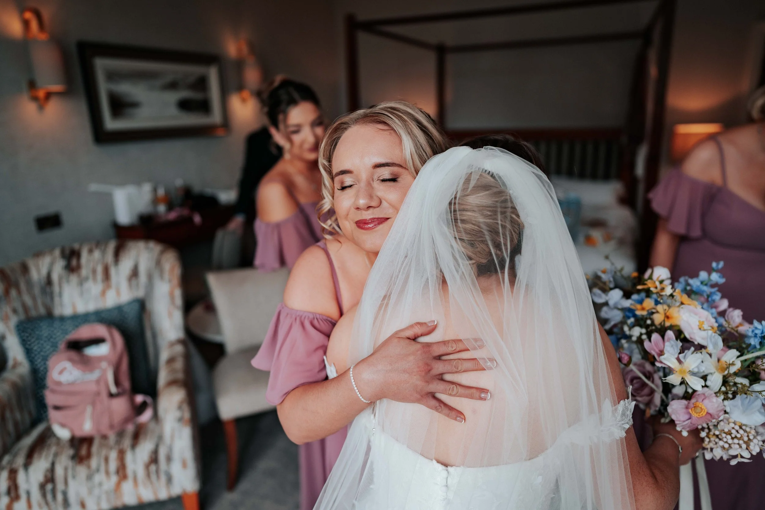 Shaun & Laura -- Inn On The Lake-83.jpg