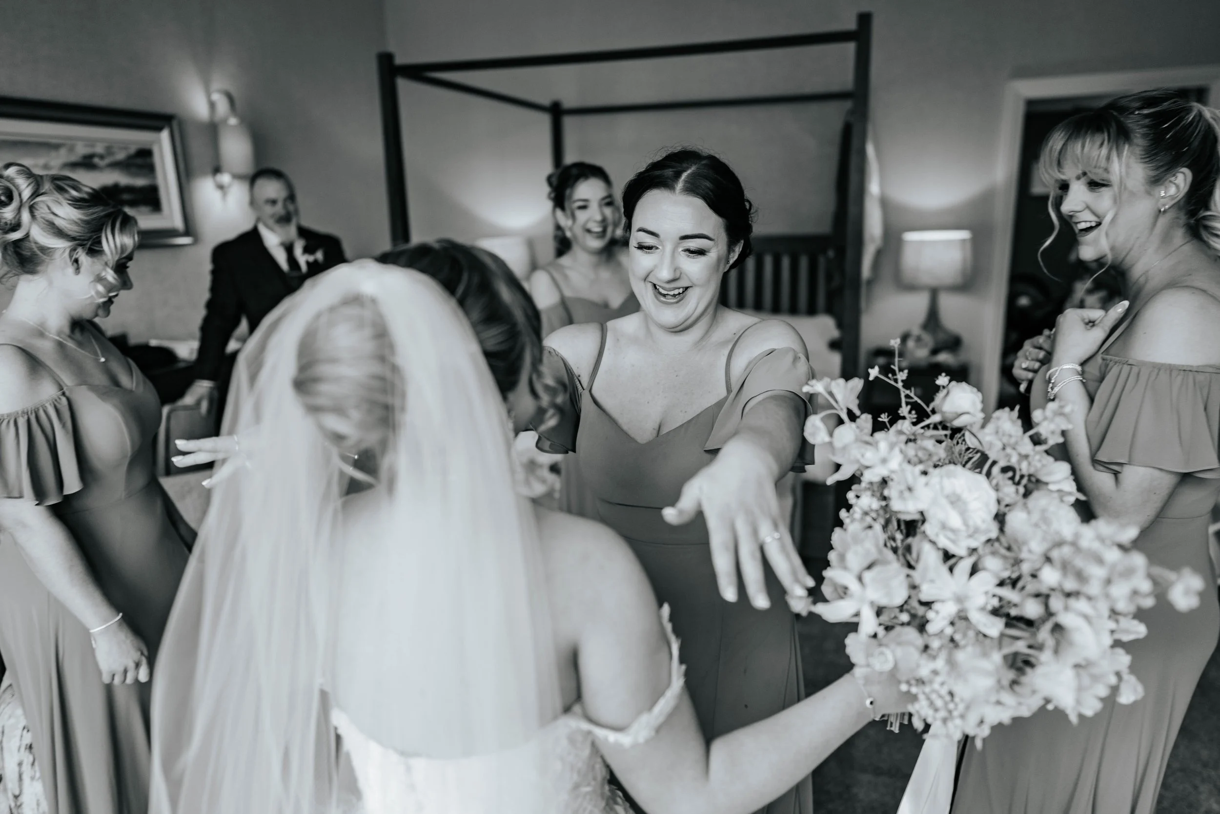 Shaun & Laura -- Inn On The Lake-85.jpg