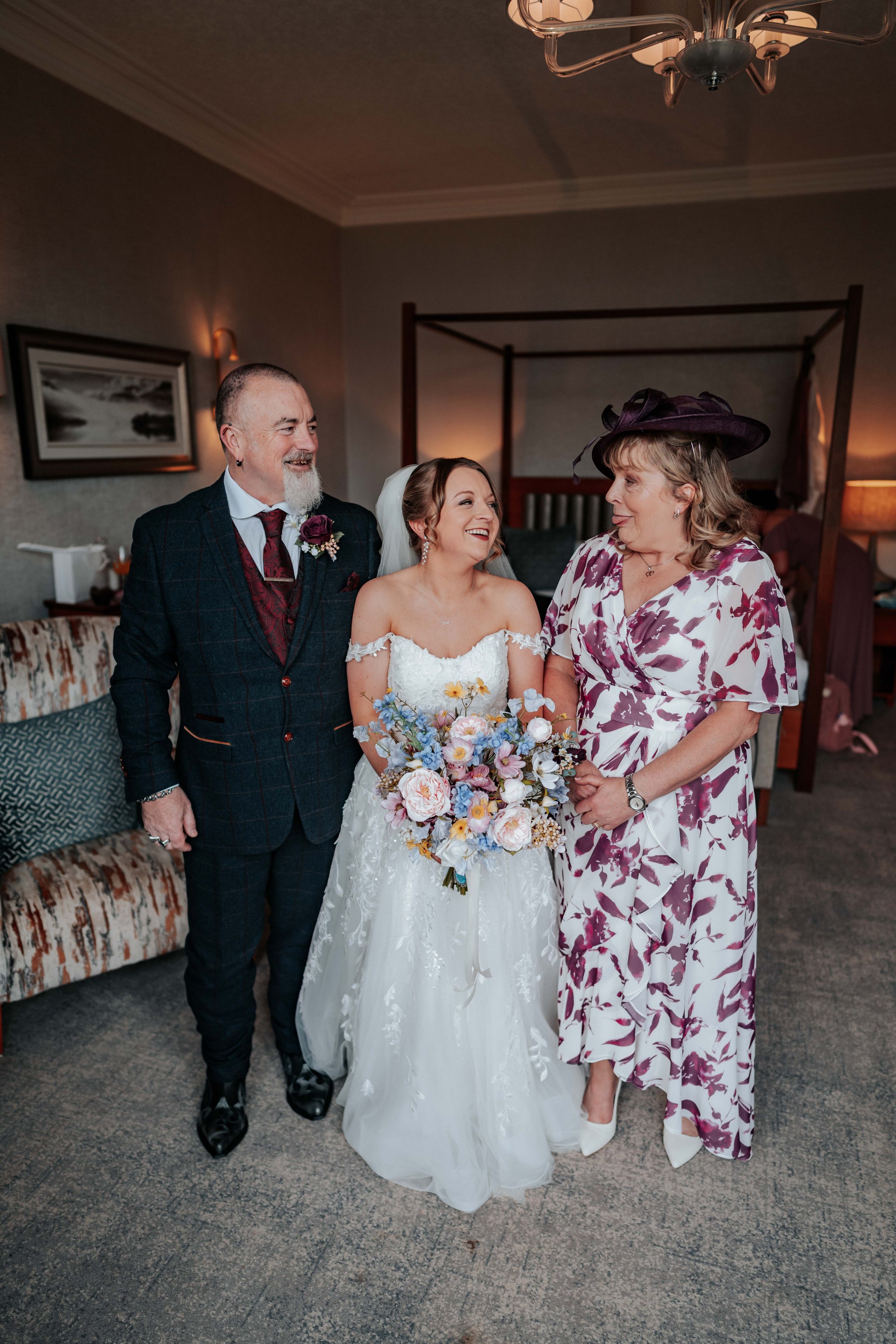 Shaun & Laura -- Inn On The Lake-89.jpg