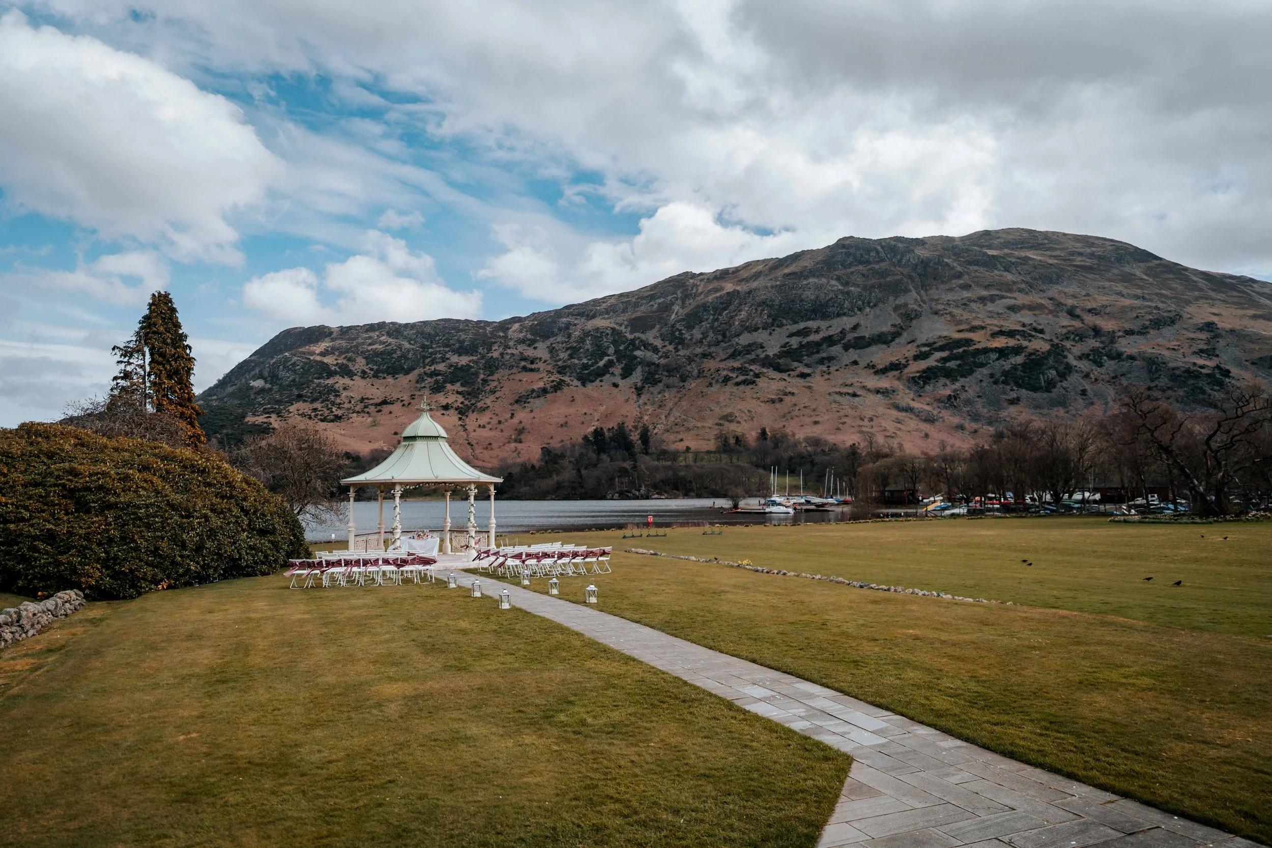 Shaun & Laura -- Inn On The Lake-97.jpg