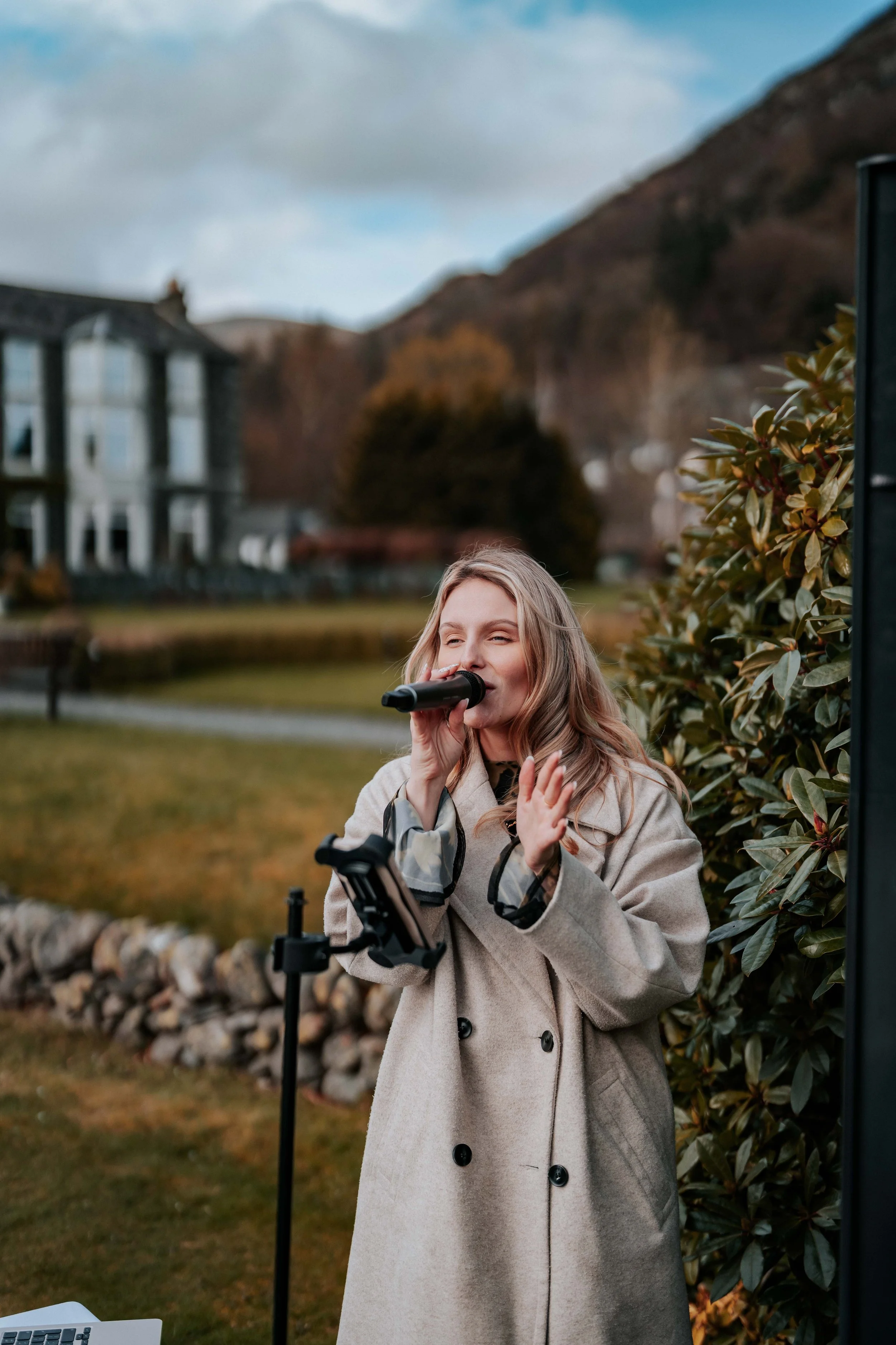 Shaun & Laura -- Inn On The Lake-103.jpg