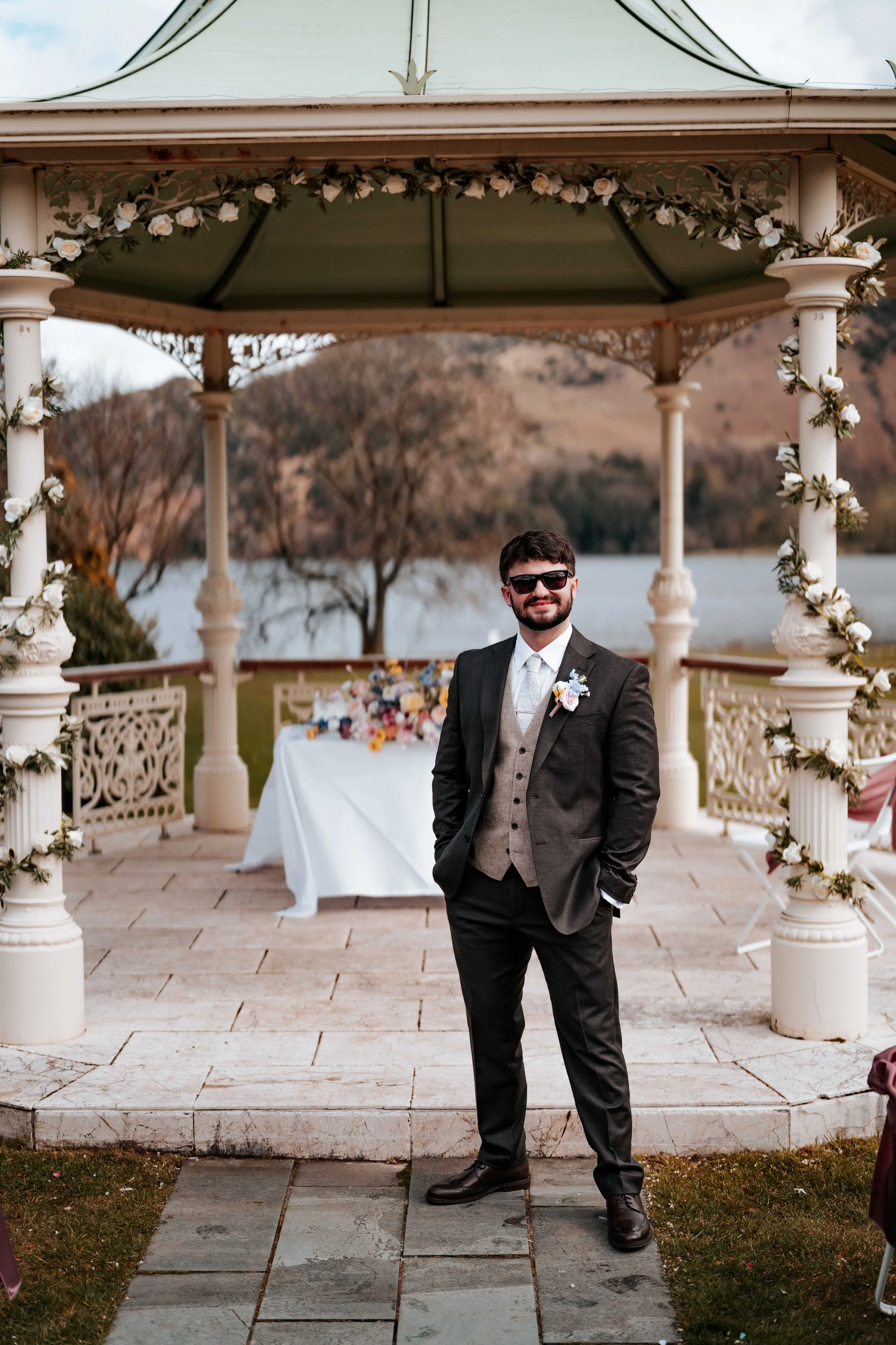 Shaun & Laura -- Inn On The Lake-108.jpg