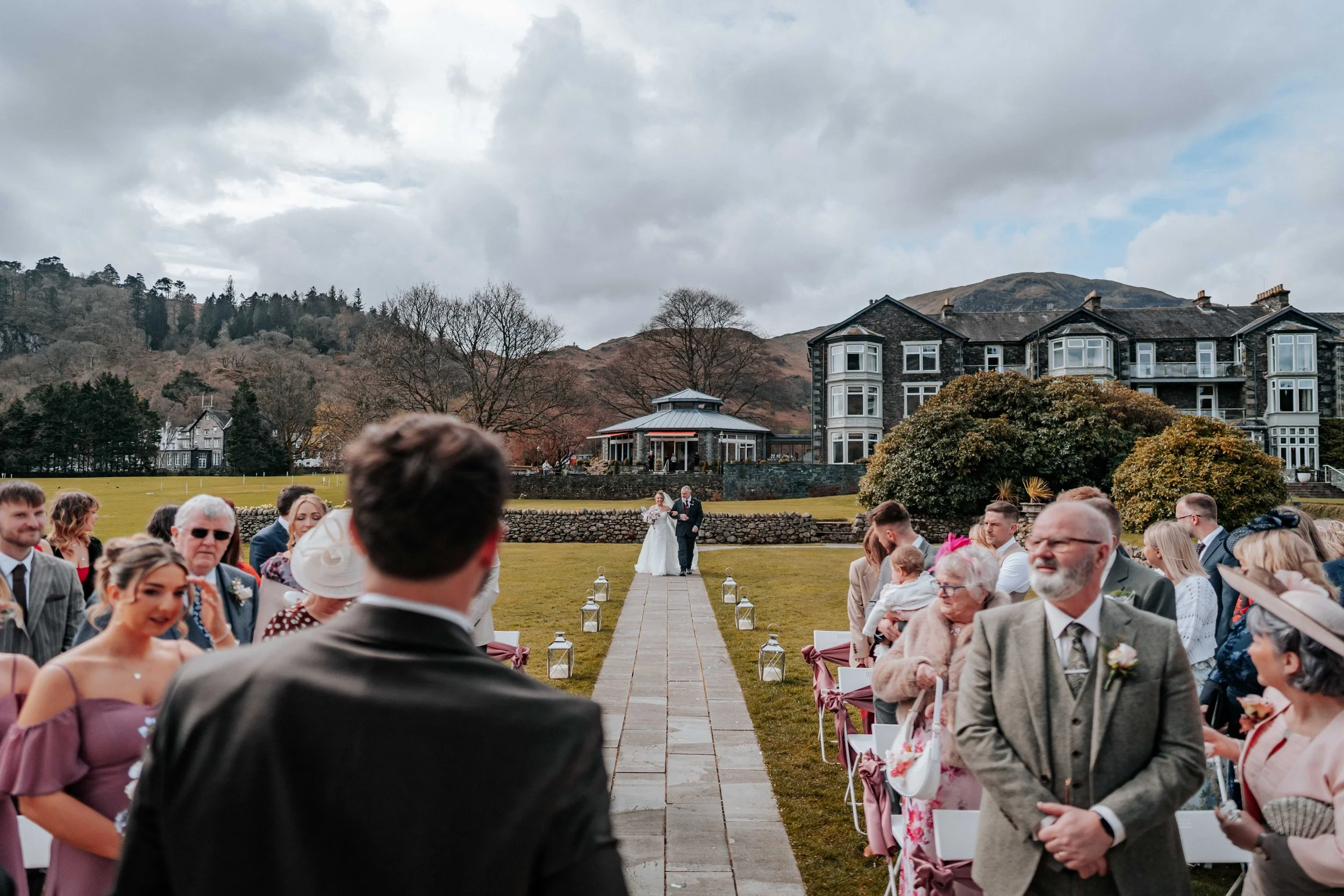 Shaun & Laura -- Inn On The Lake-122.jpg