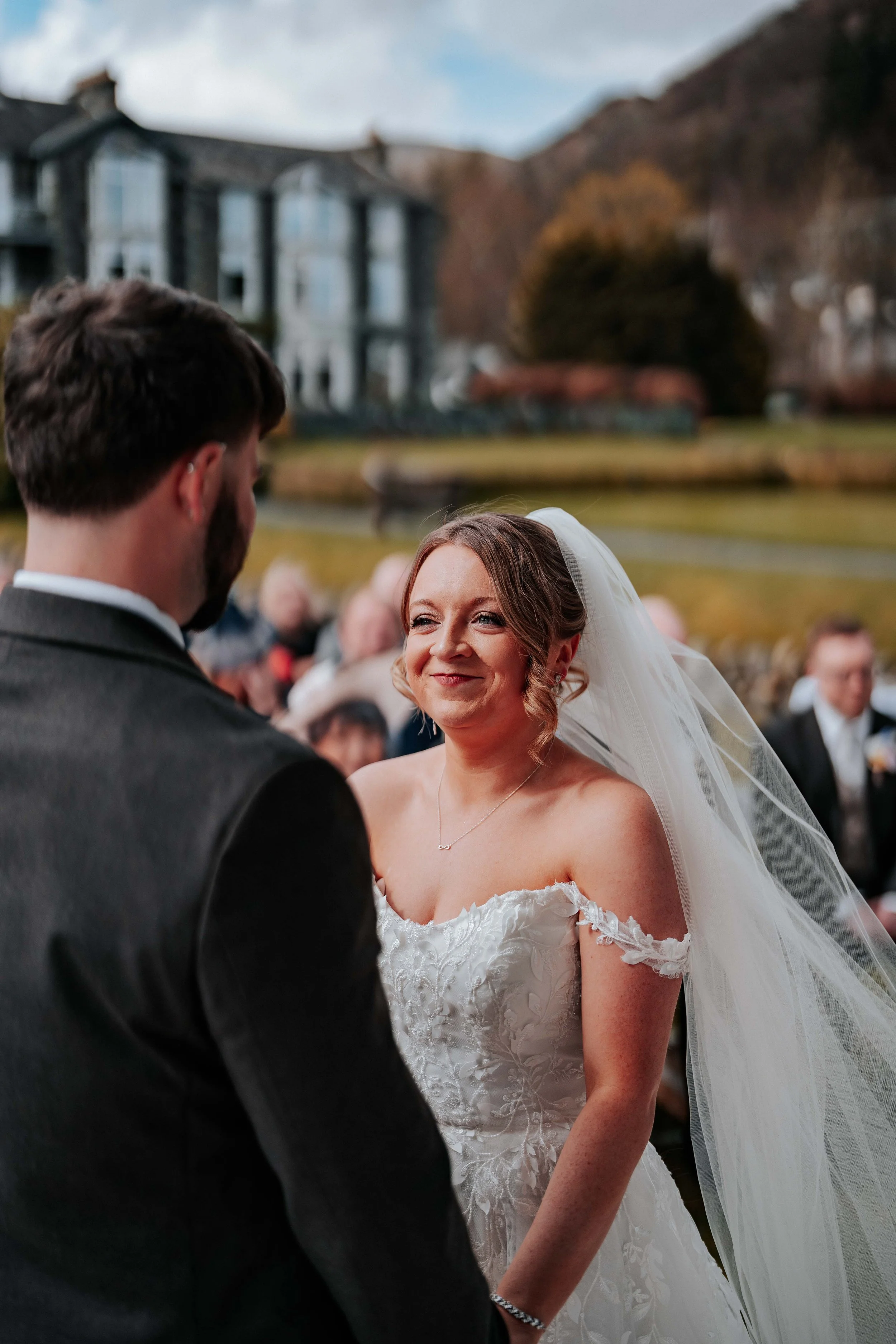 Shaun & Laura -- Inn On The Lake-125.jpg