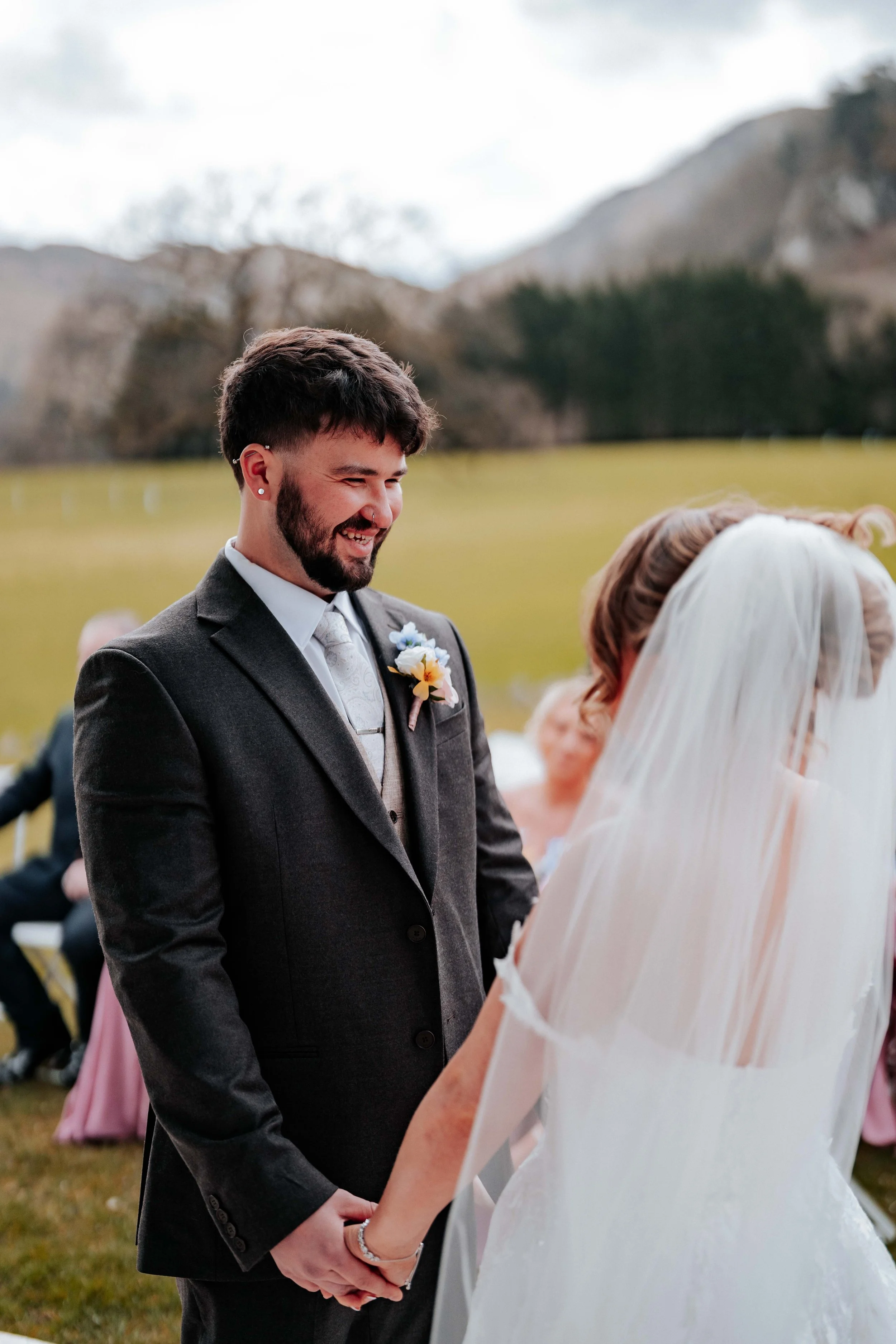 Shaun & Laura -- Inn On The Lake-135.jpg