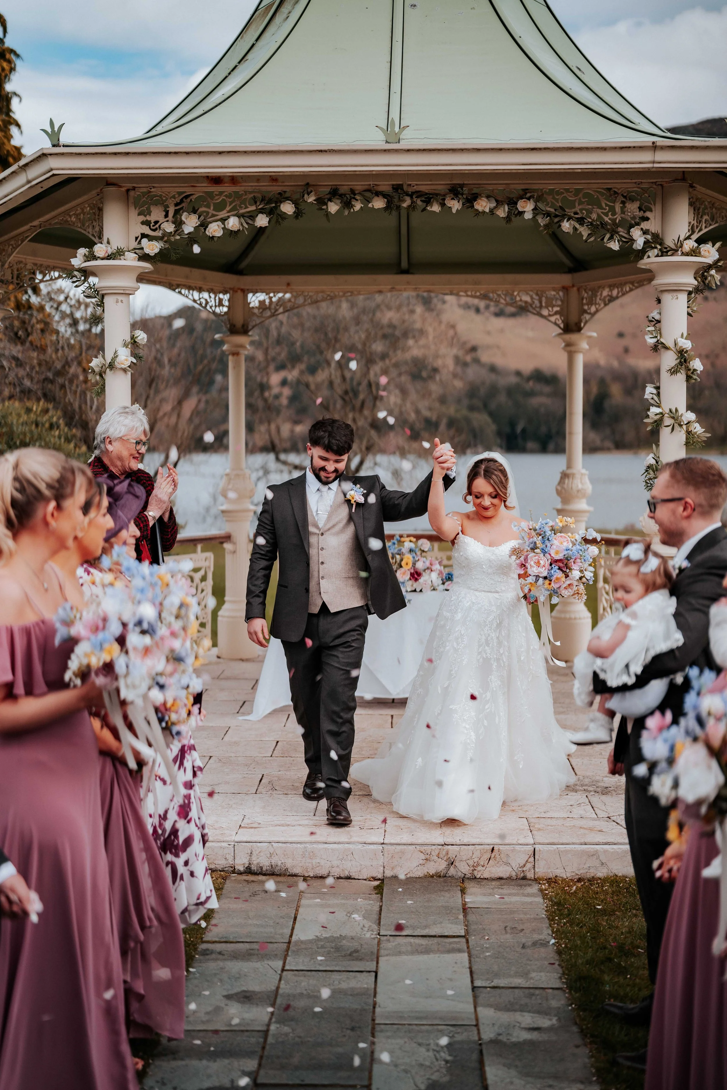 Shaun & Laura -- Inn On The Lake-151.jpg