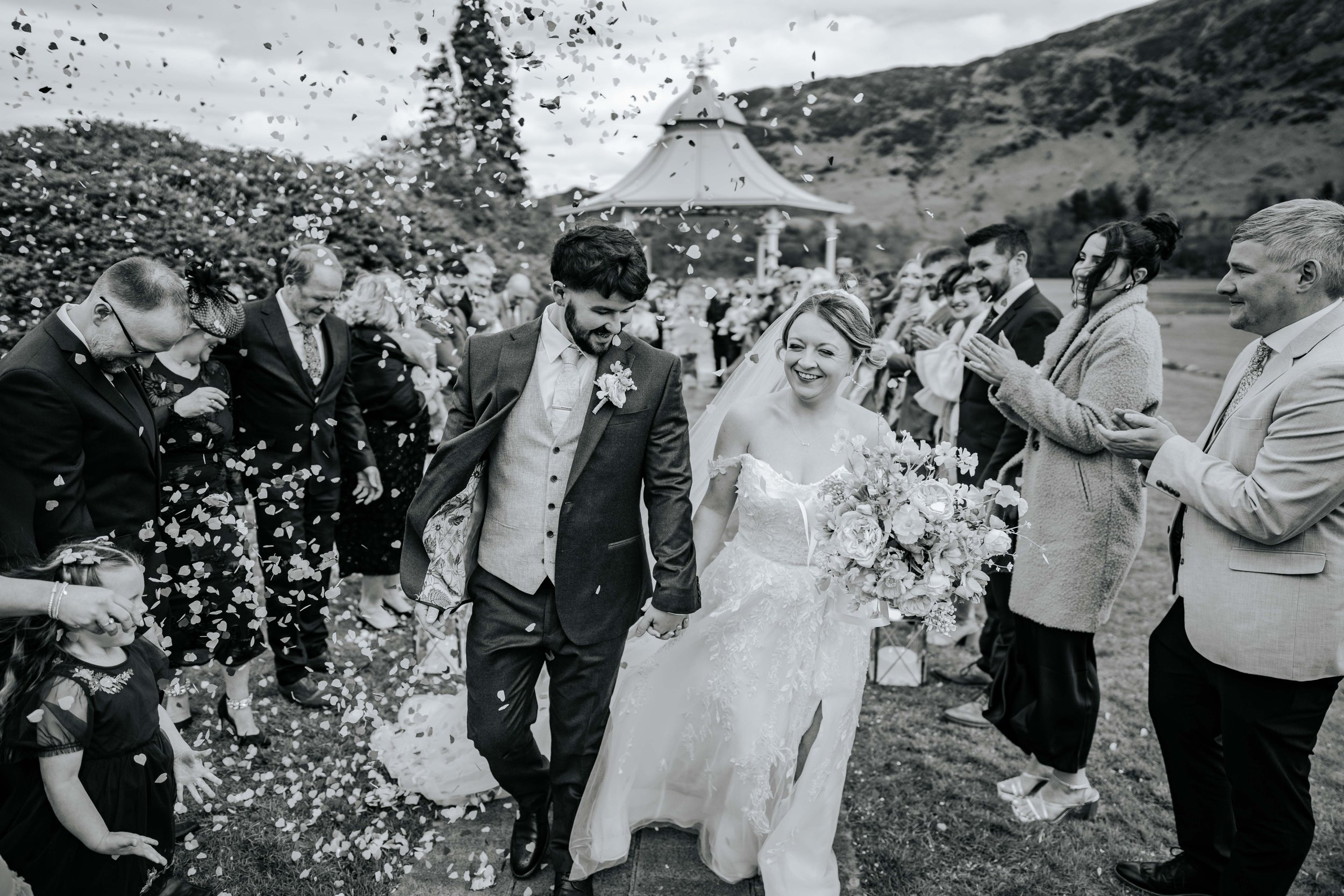 Shaun & Laura -- Inn On The Lake-156.jpg