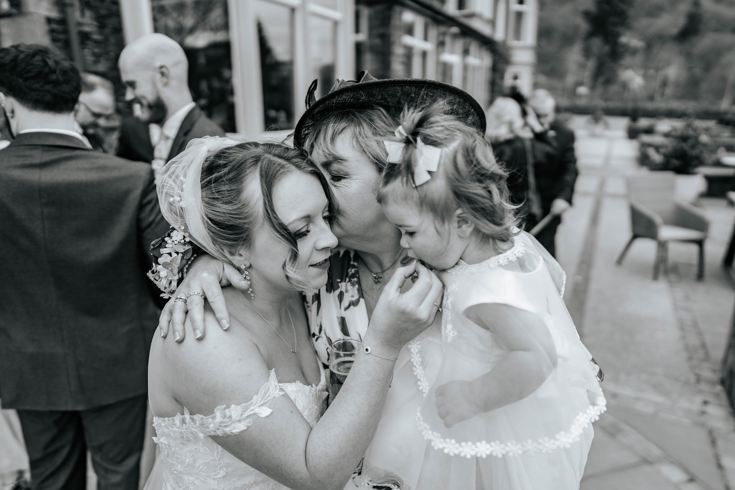 Shaun & Laura -- Inn On The Lake-171.jpg