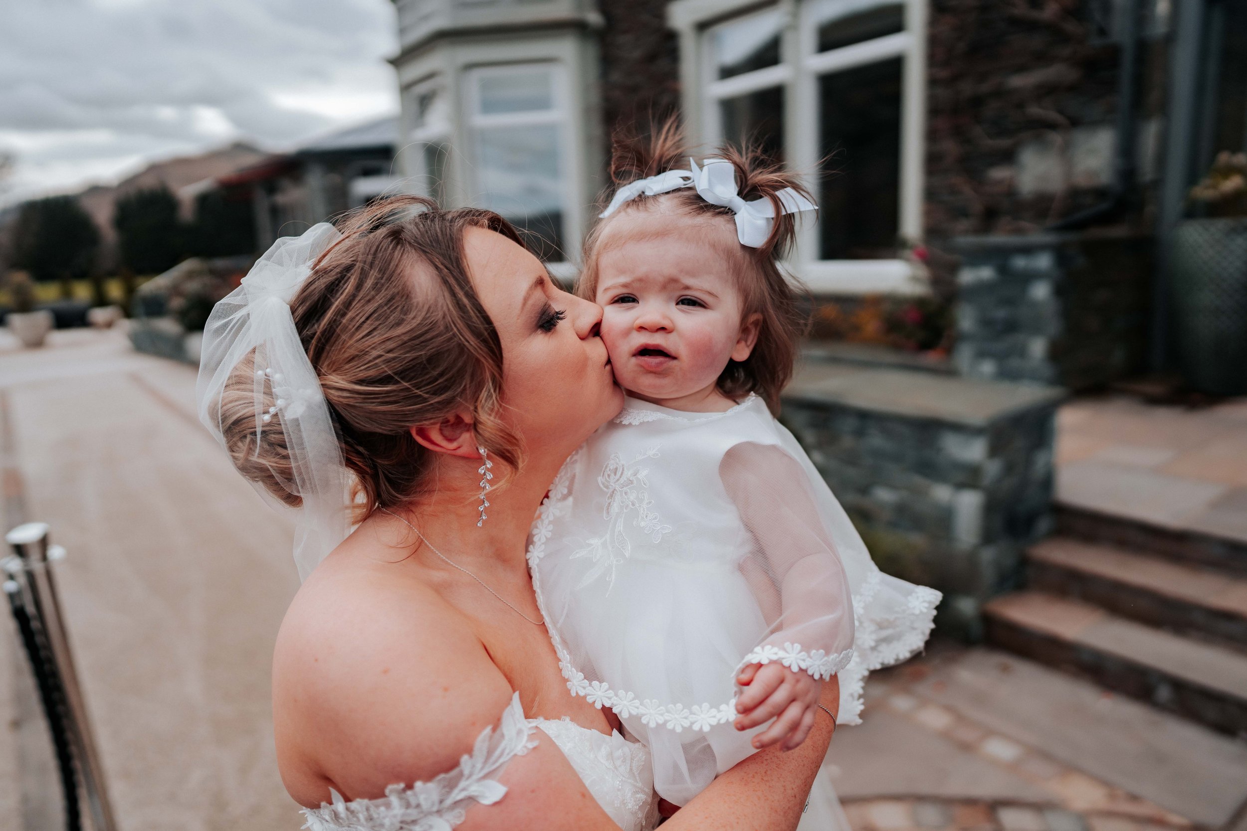 Shaun & Laura -- Inn On The Lake-173.jpg