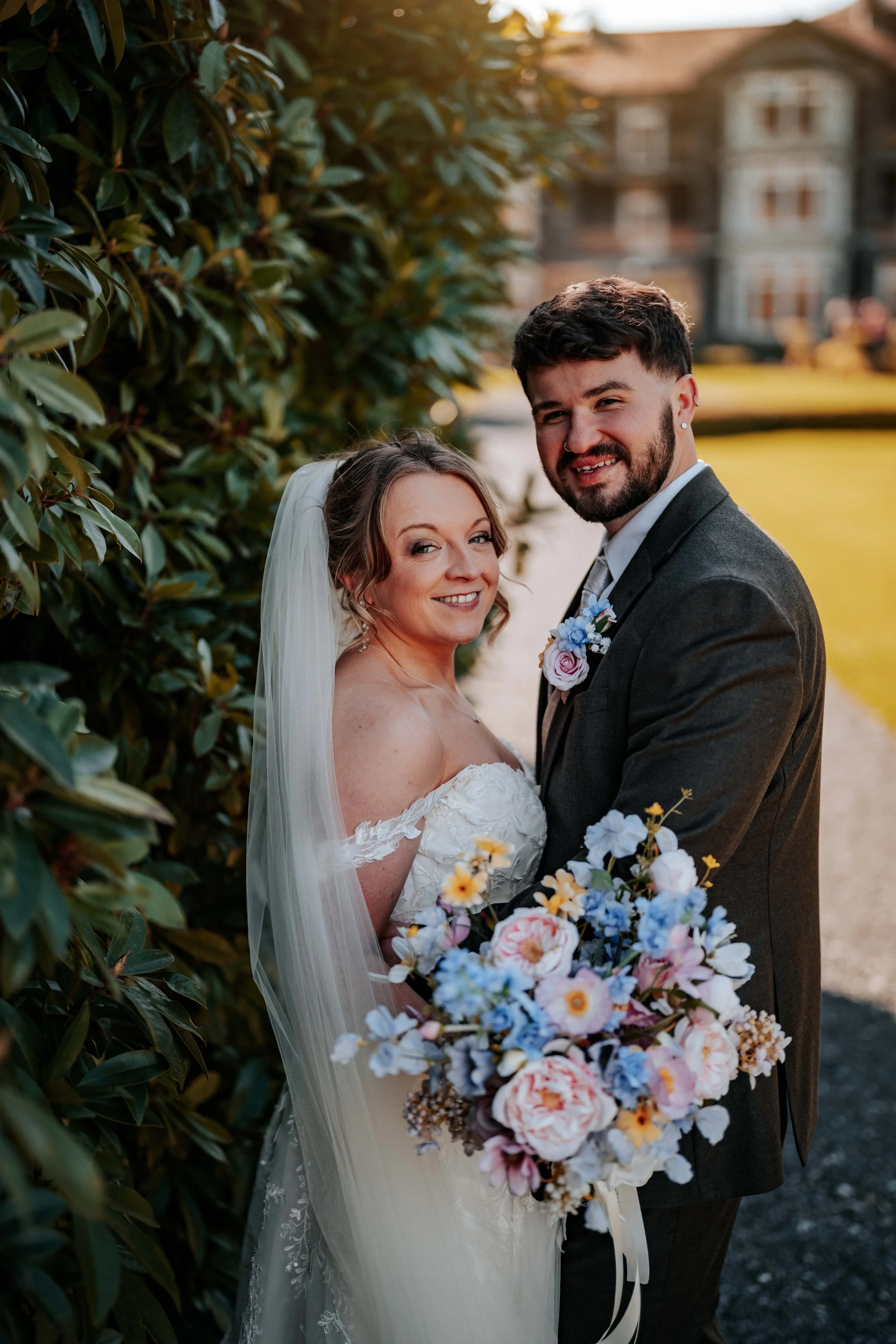 Shaun & Laura -- Inn On The Lake-206.jpg