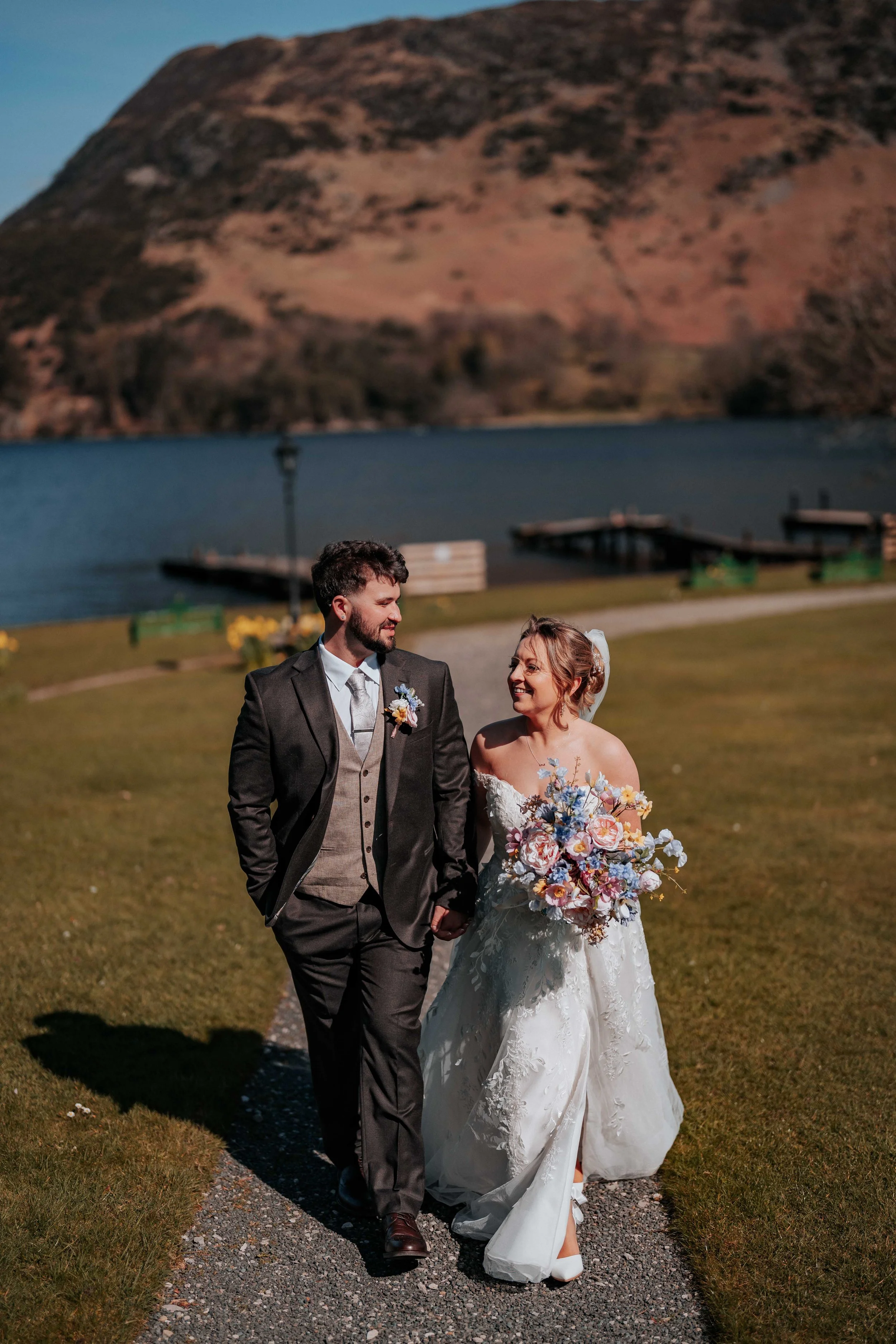 Shaun & Laura -- Inn On The Lake-210.jpg